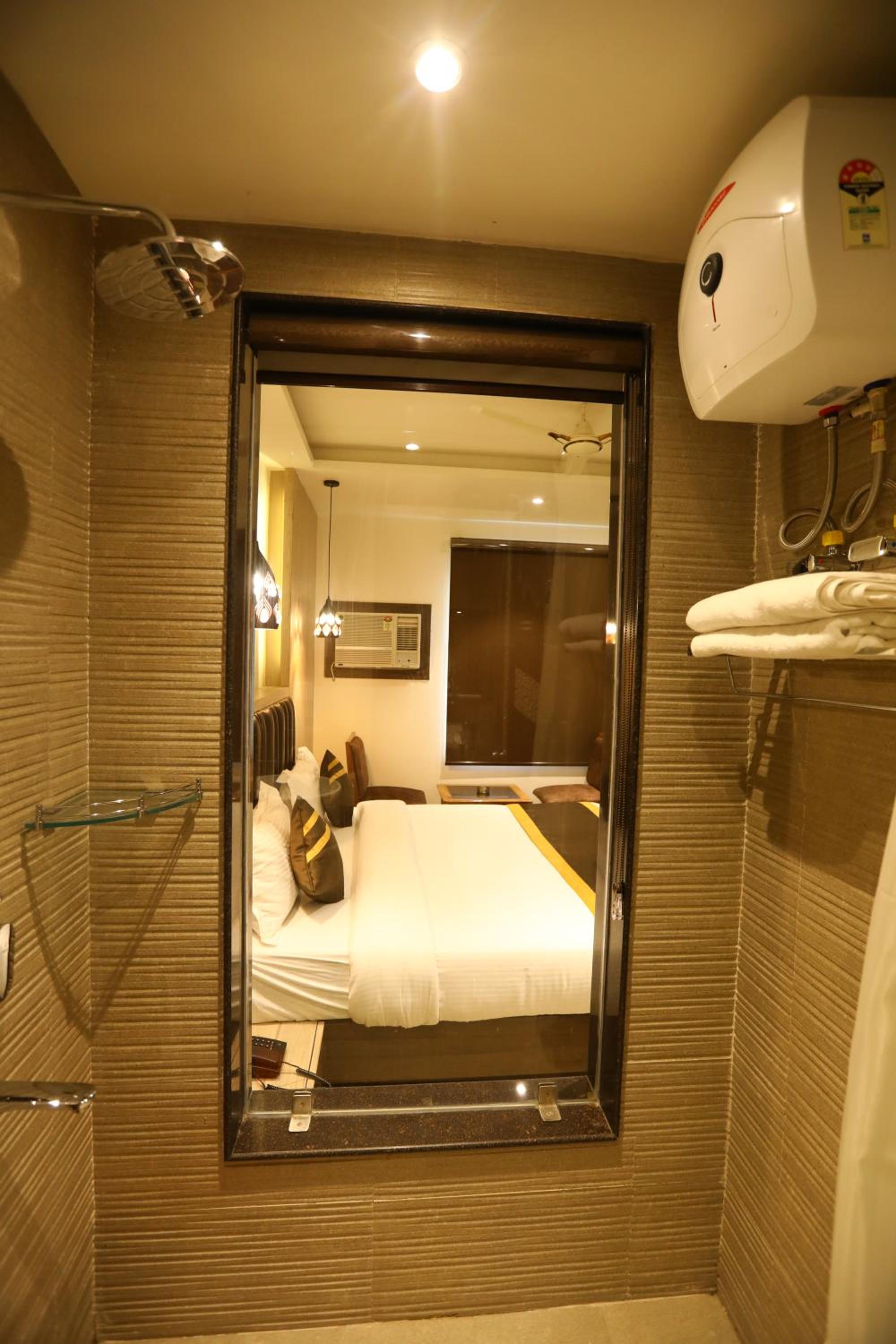 Queen Room - Photo 3