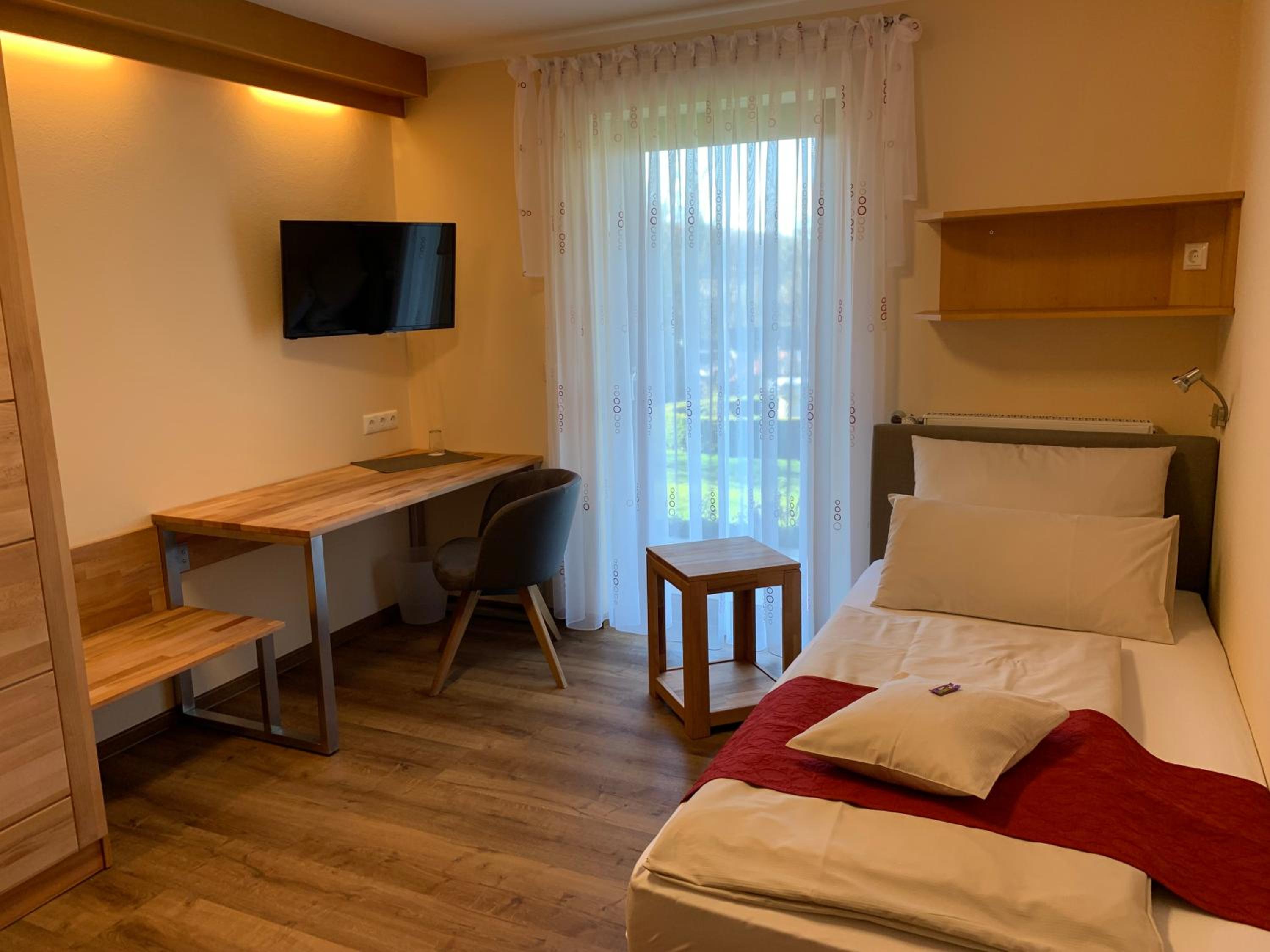 Single Room with Terrace photo 3