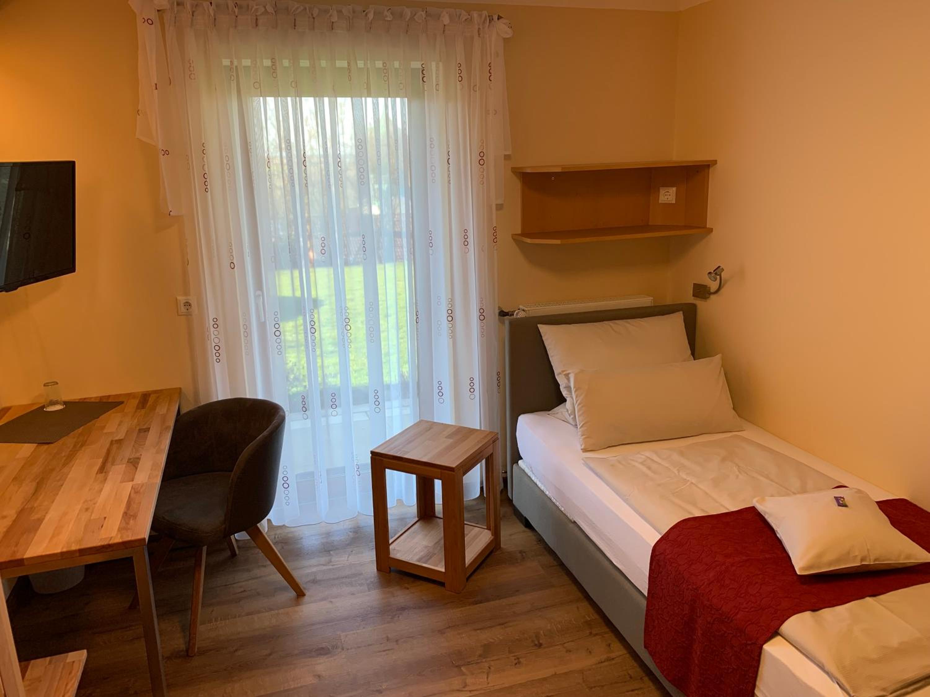 Single Room with Terrace photo 1
