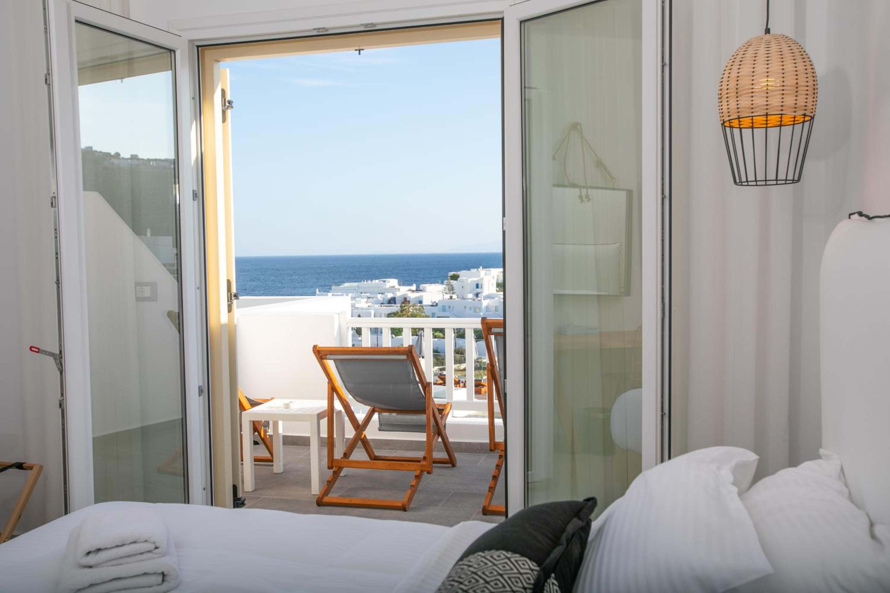 Deluxe Double or Twin Room with Sea View - Photo 4