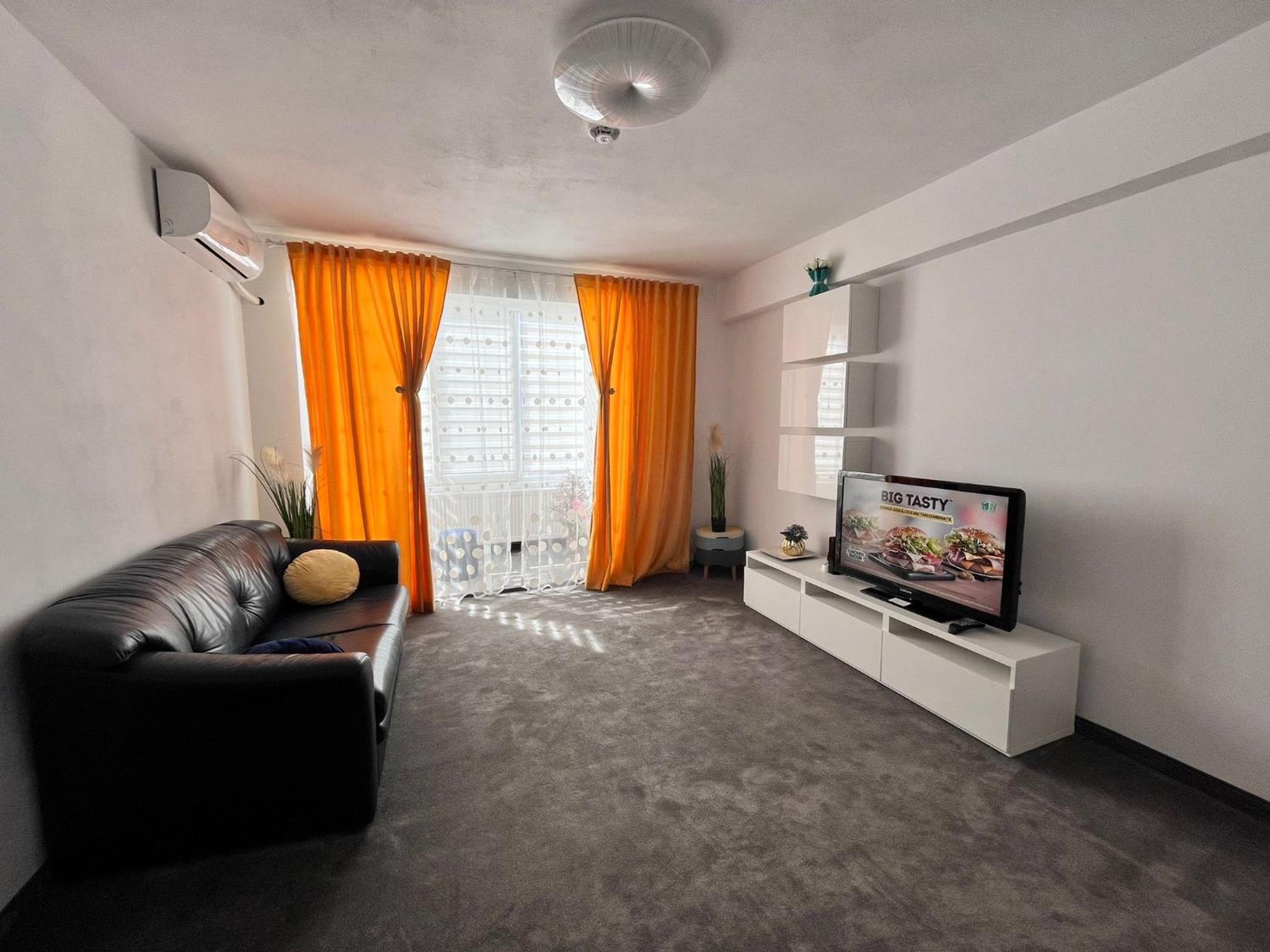 One-Bedroom Apartment - Photo 14