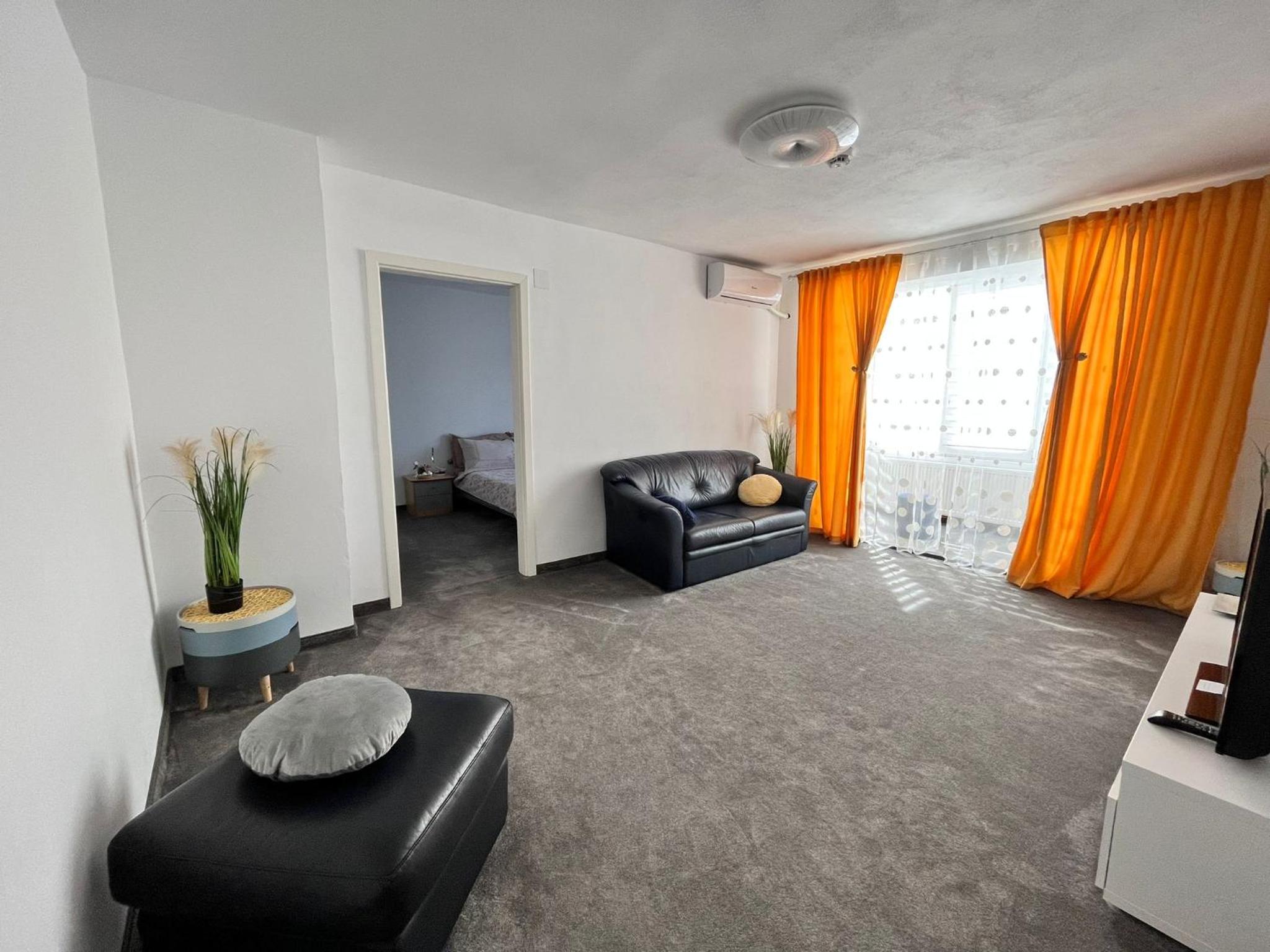 One-Bedroom Apartment - Photo 15