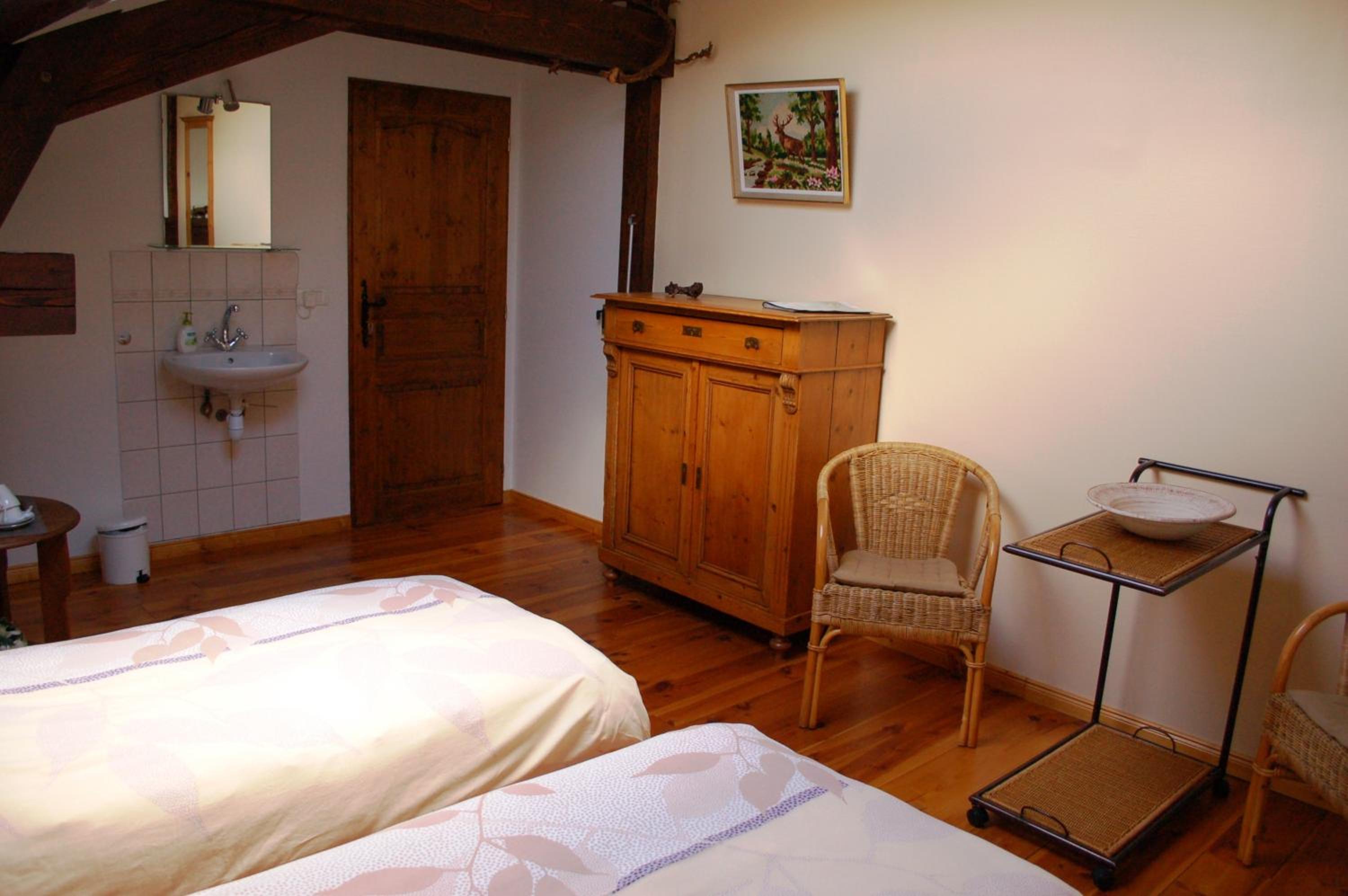 Standard Twin Room photo 3
