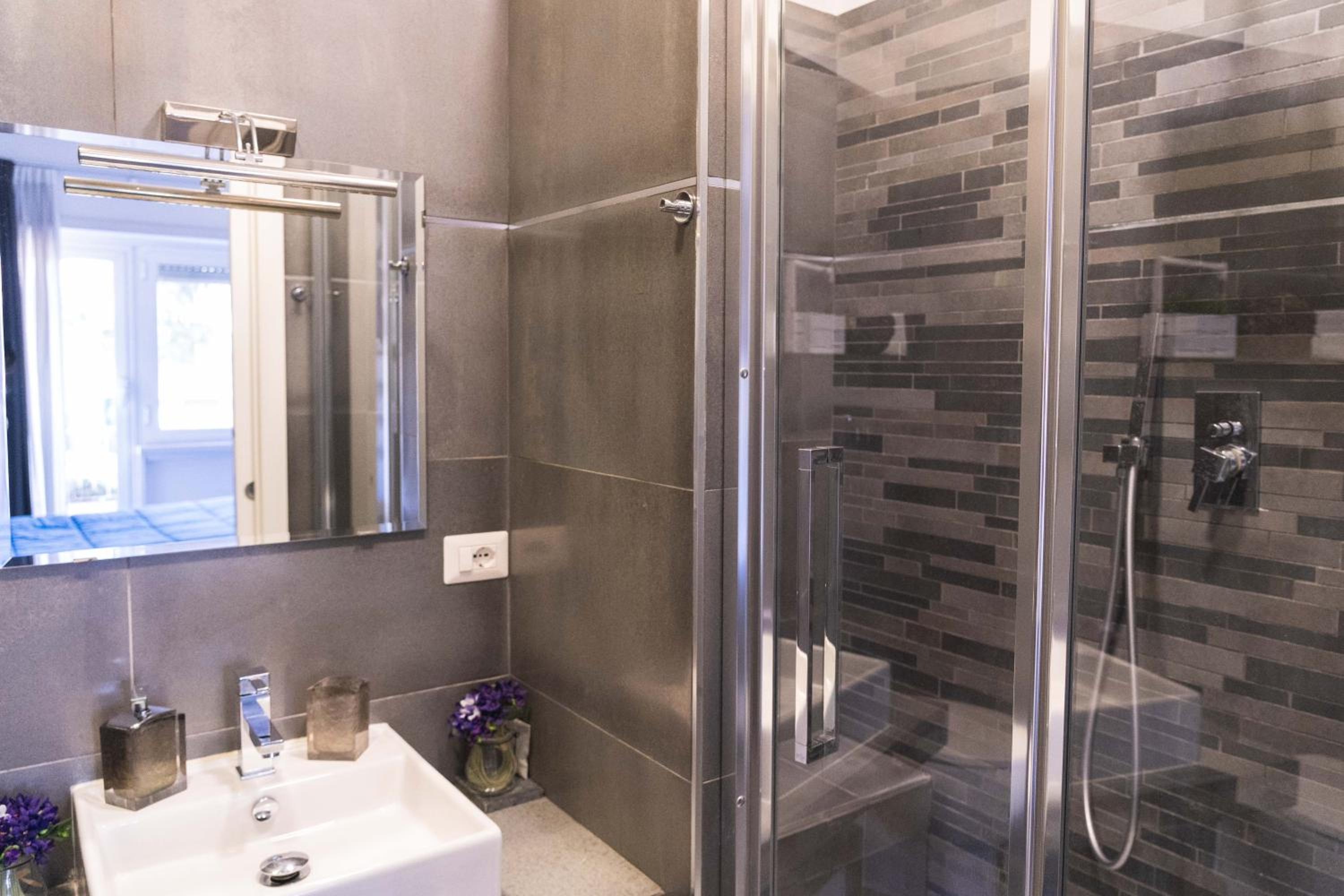 Deluxe Double or Twin Room with Balcony photo 3