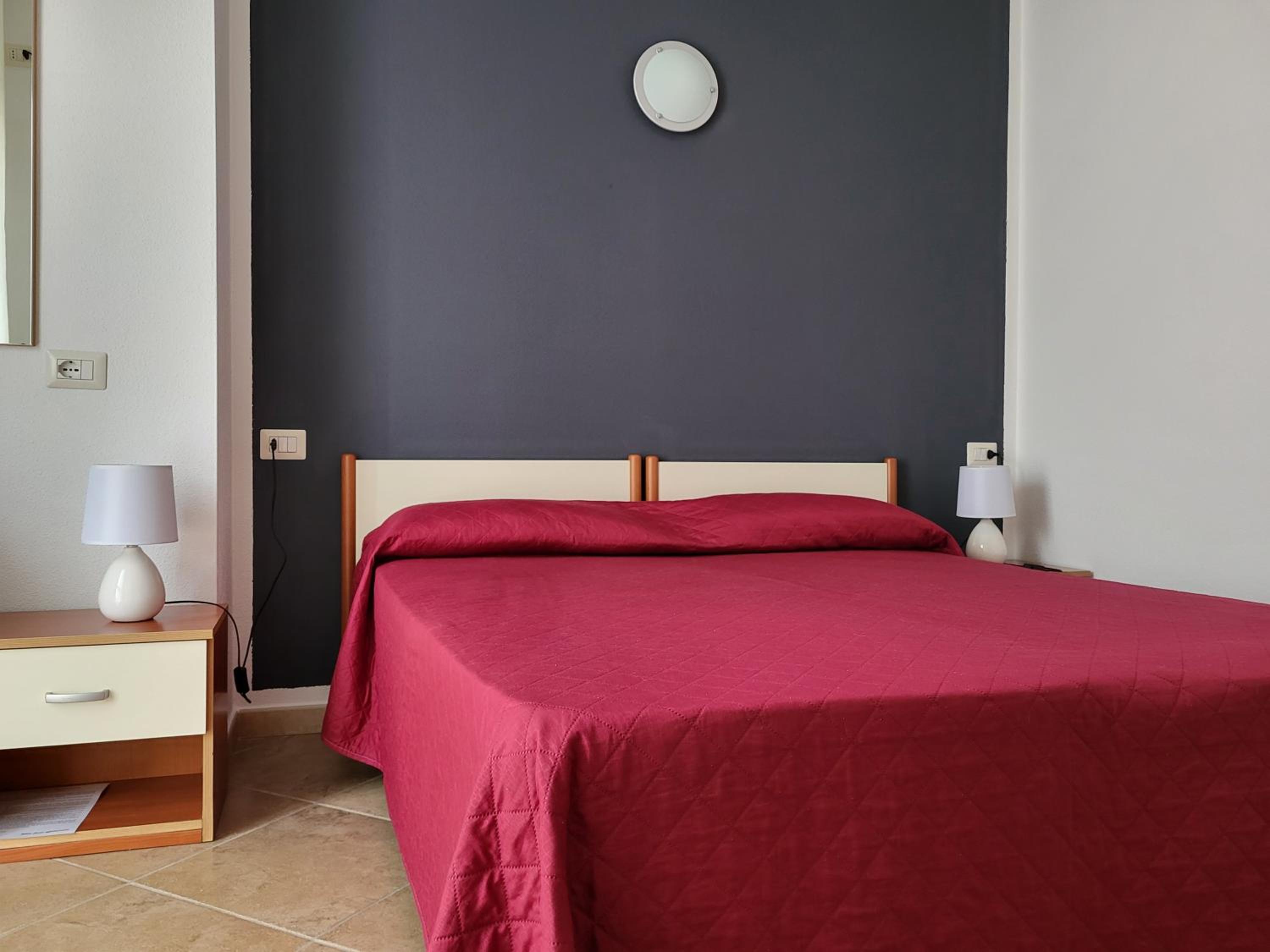 Small Double Room photo 2