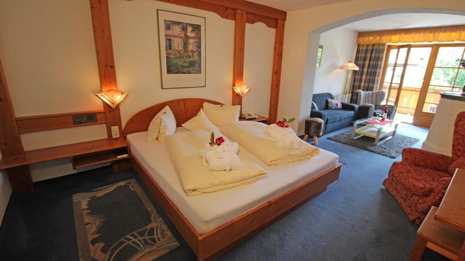 Family Room (2 Adults + 1 Child) - Photo 4