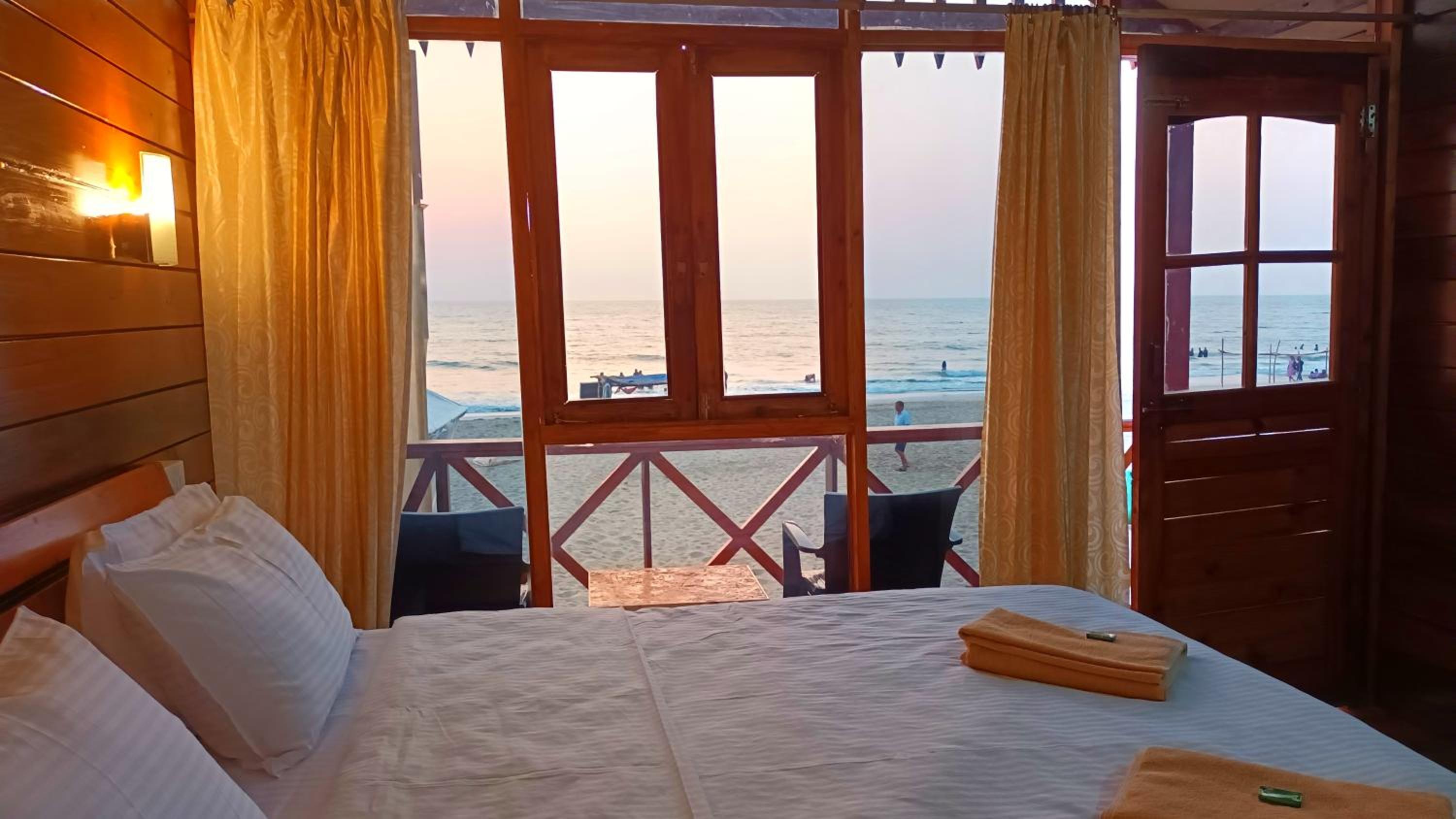Deluxe Double Room With Balcony And Sea View photo 2
