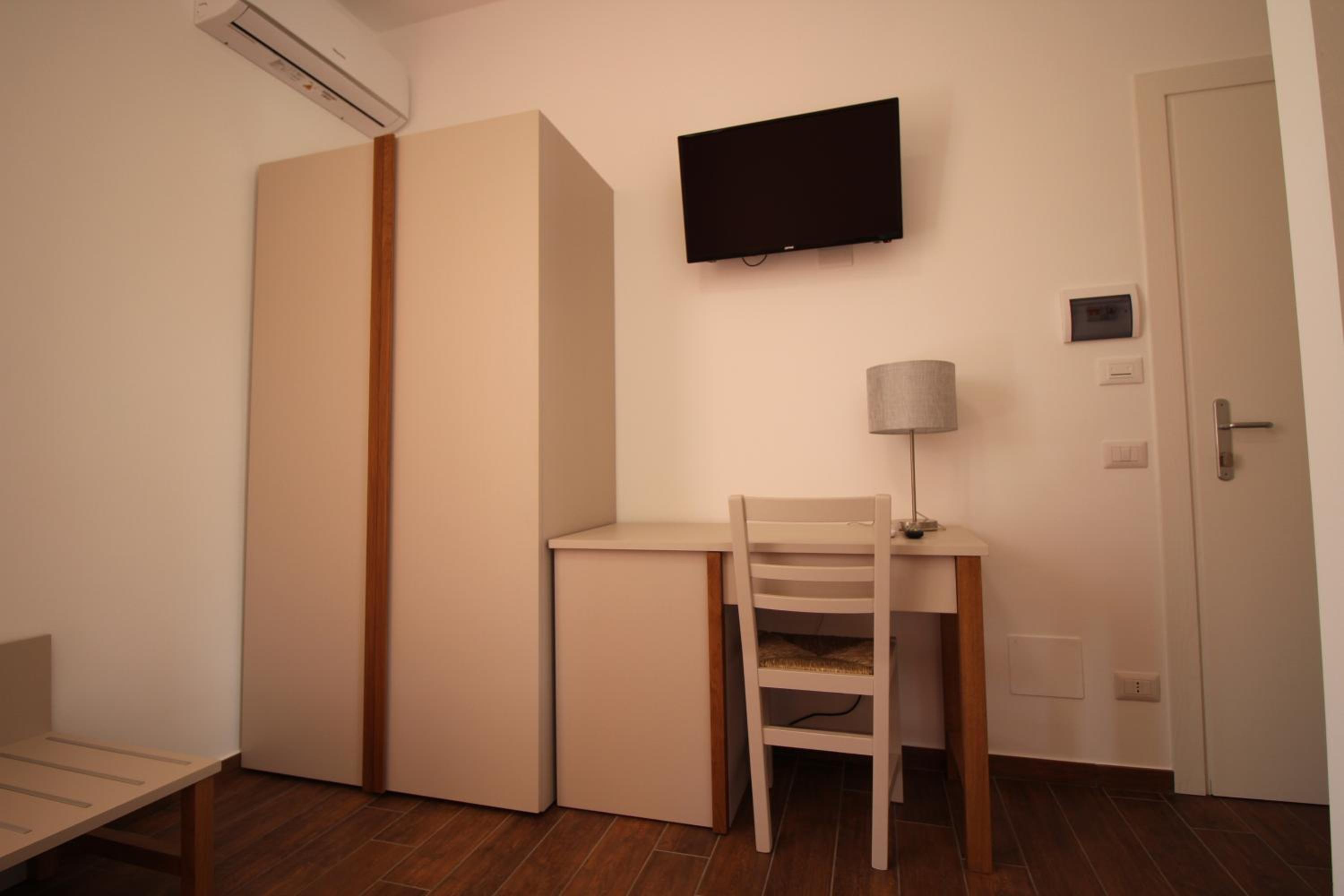 Double Room with Balcony photo 3