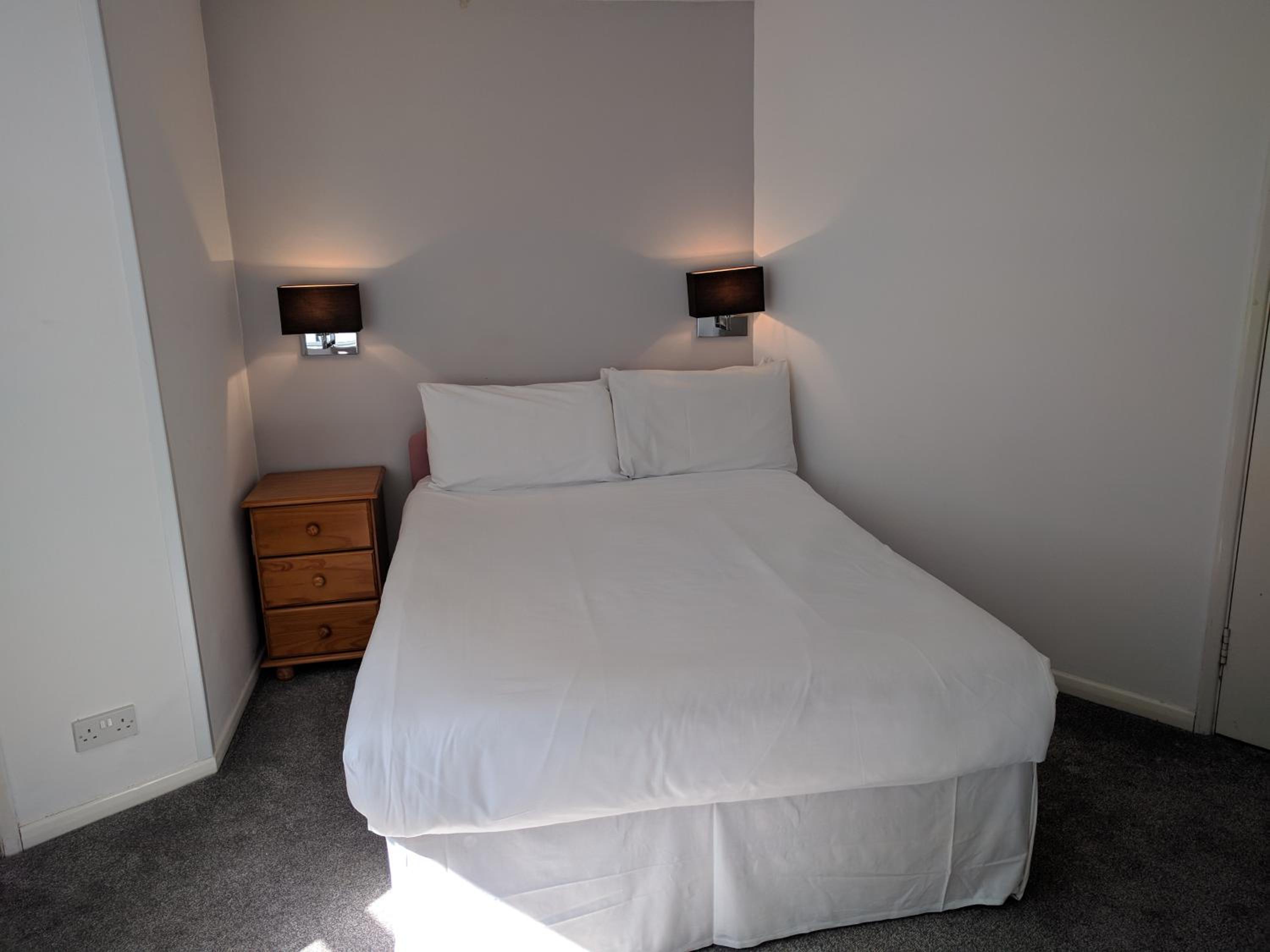 Deluxe Double Room with Bath photo 2