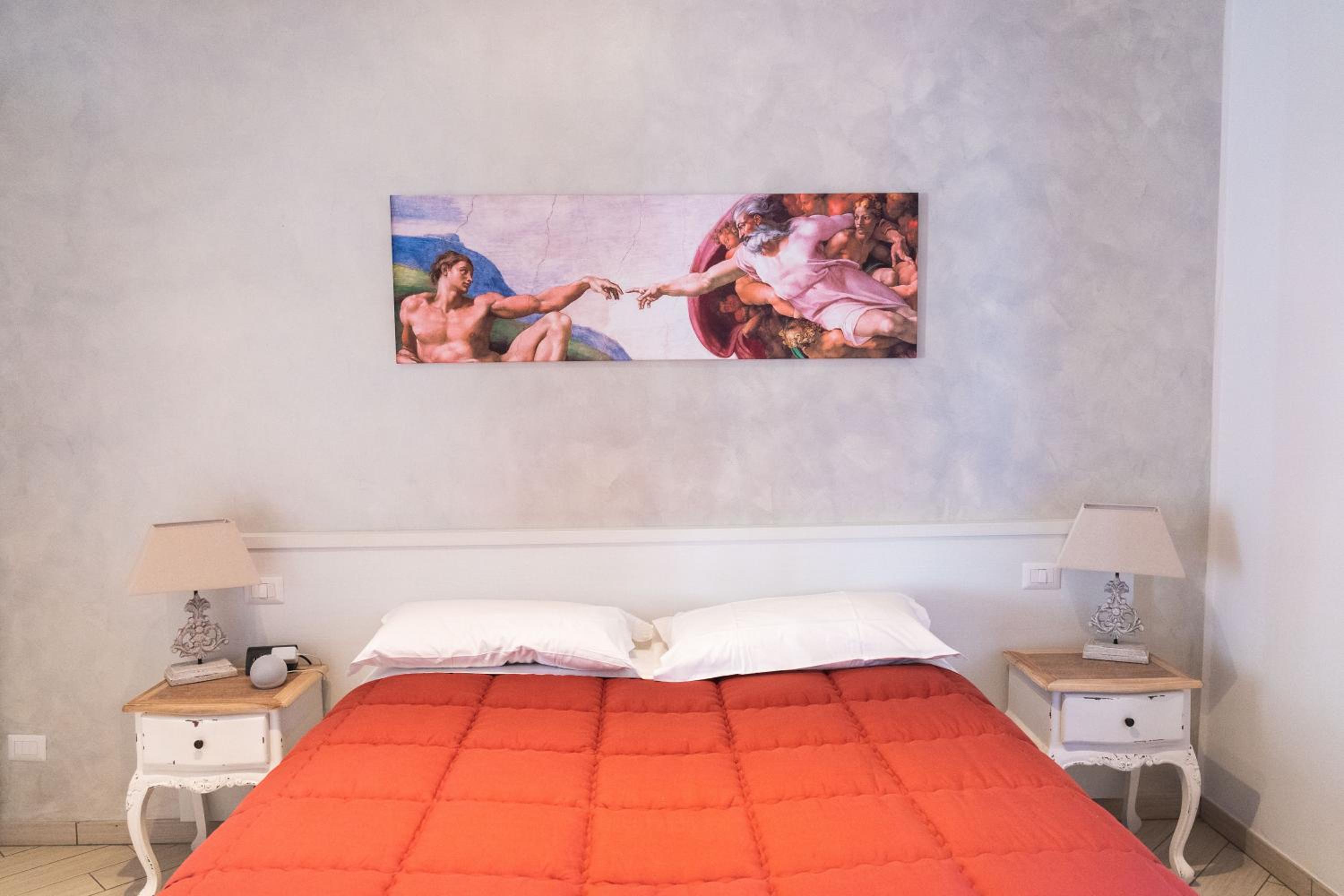 Double or Twin Room with Private Bathroom photo 2