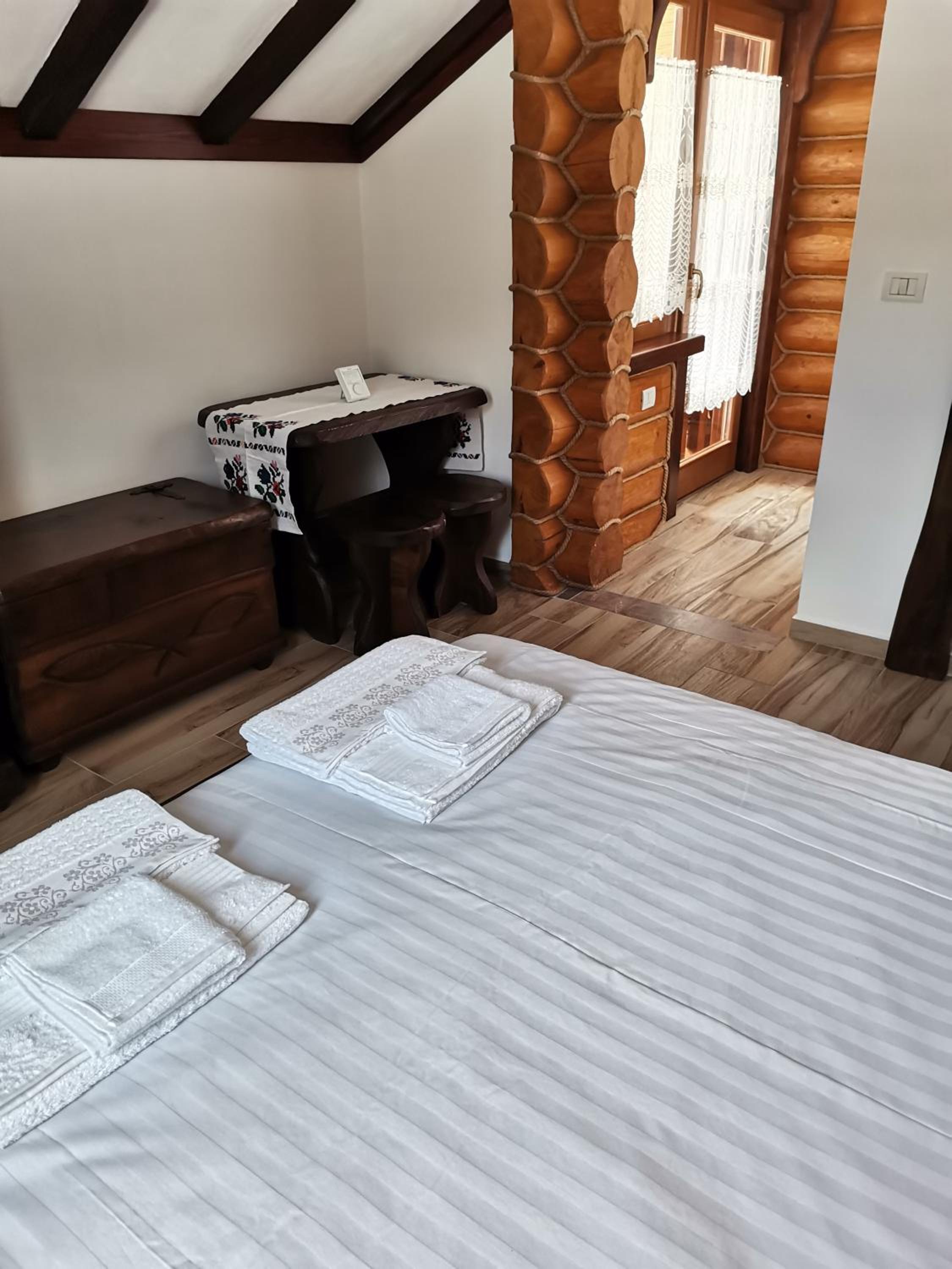 Double Room with Private Bathroom photo 3