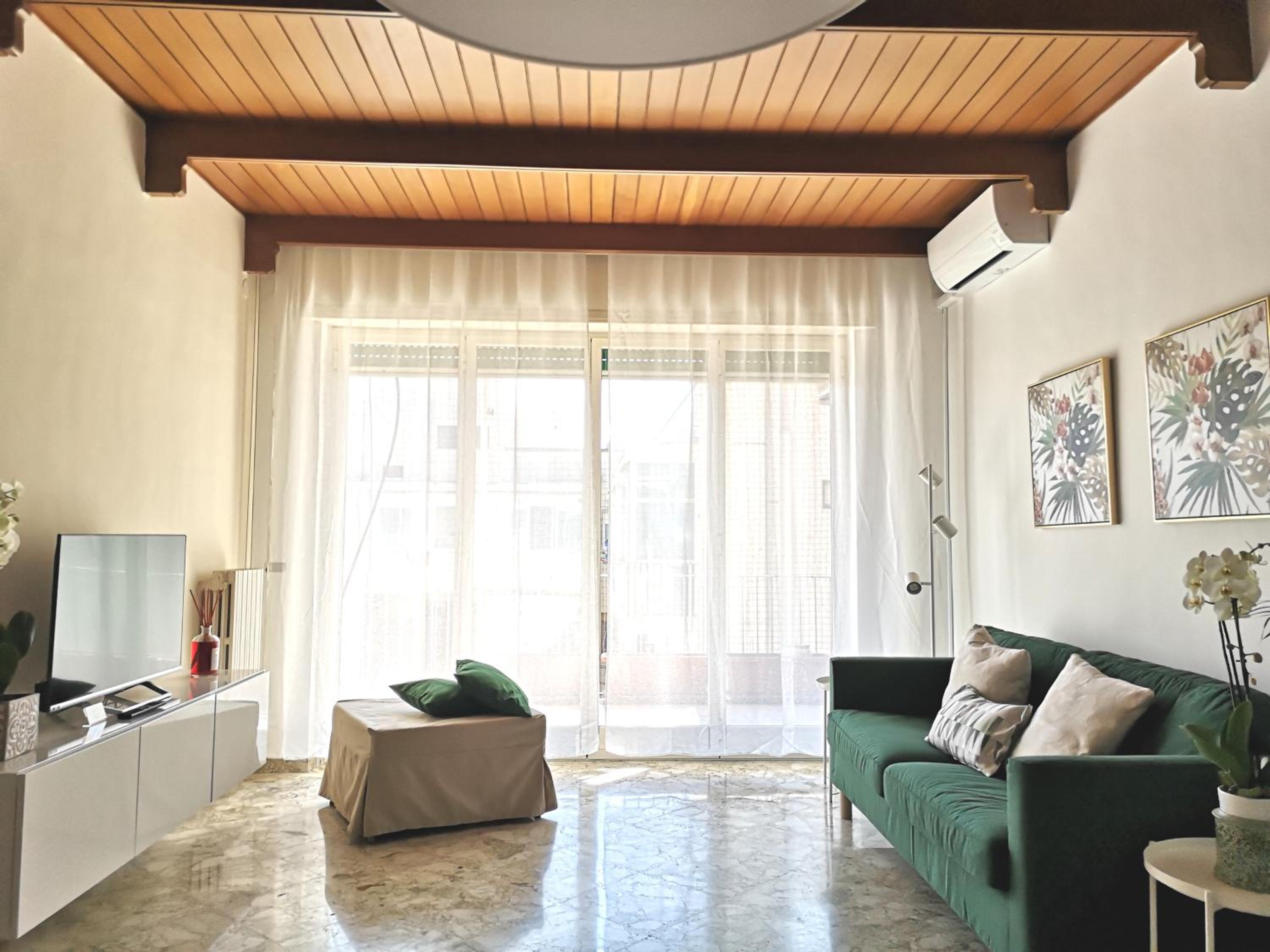 Two-Bedroom Apartment - Photo 9