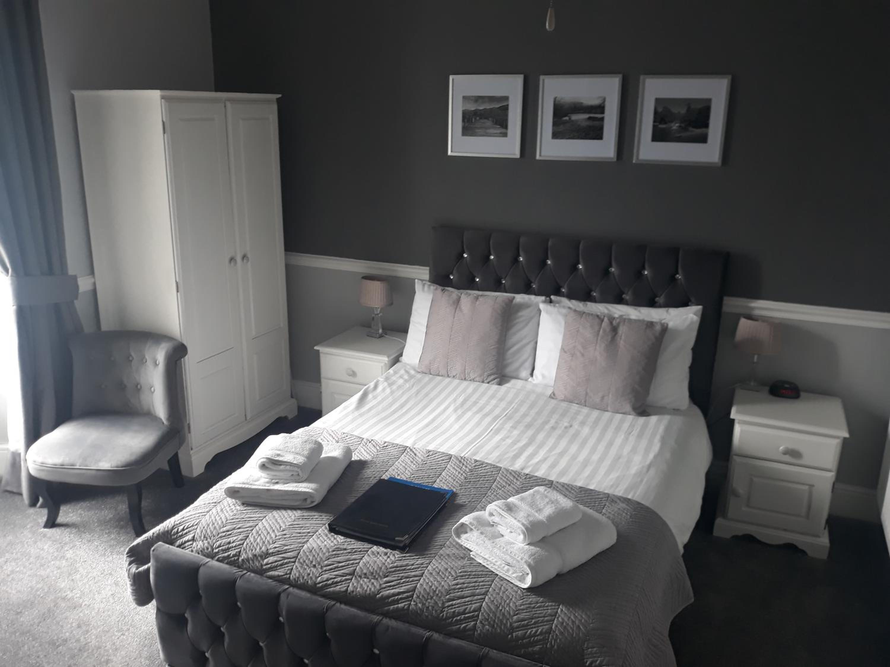 Double Room with Lake View