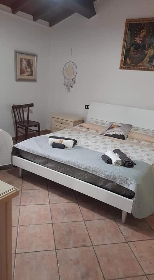 Standard Double Room with Shared Bathroom photo 1