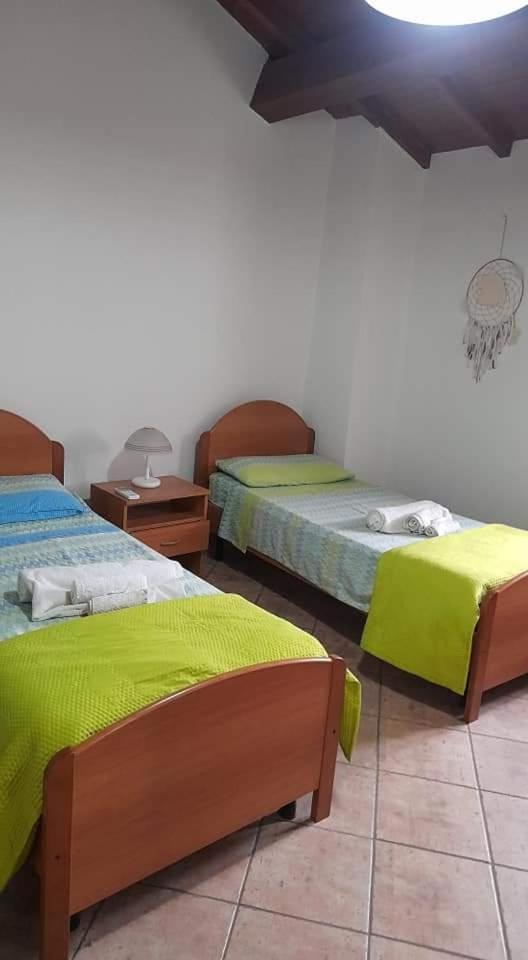 Double or Twin Room with Shared Bathroom photo 1