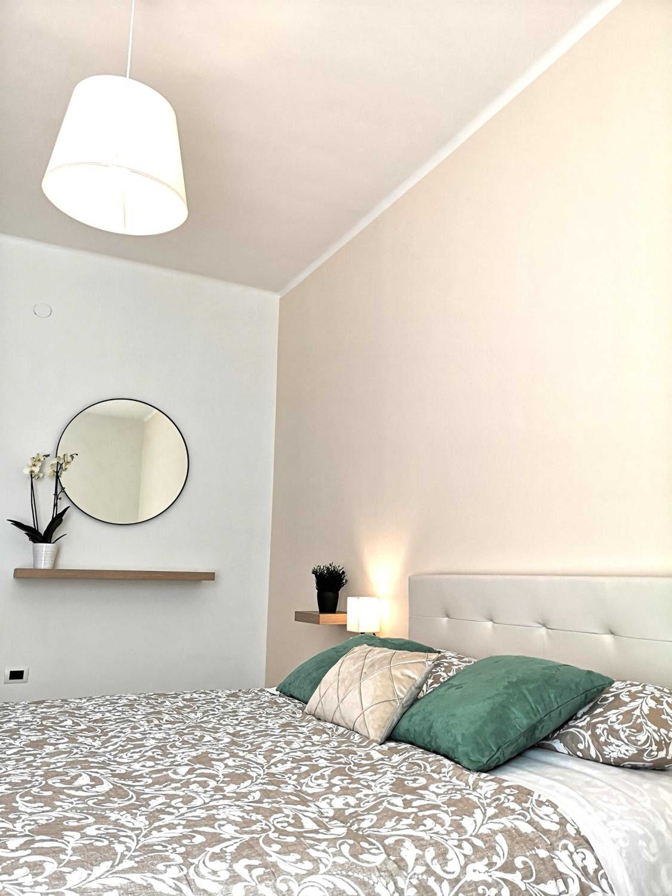 Two-Bedroom Apartment - Photo 16