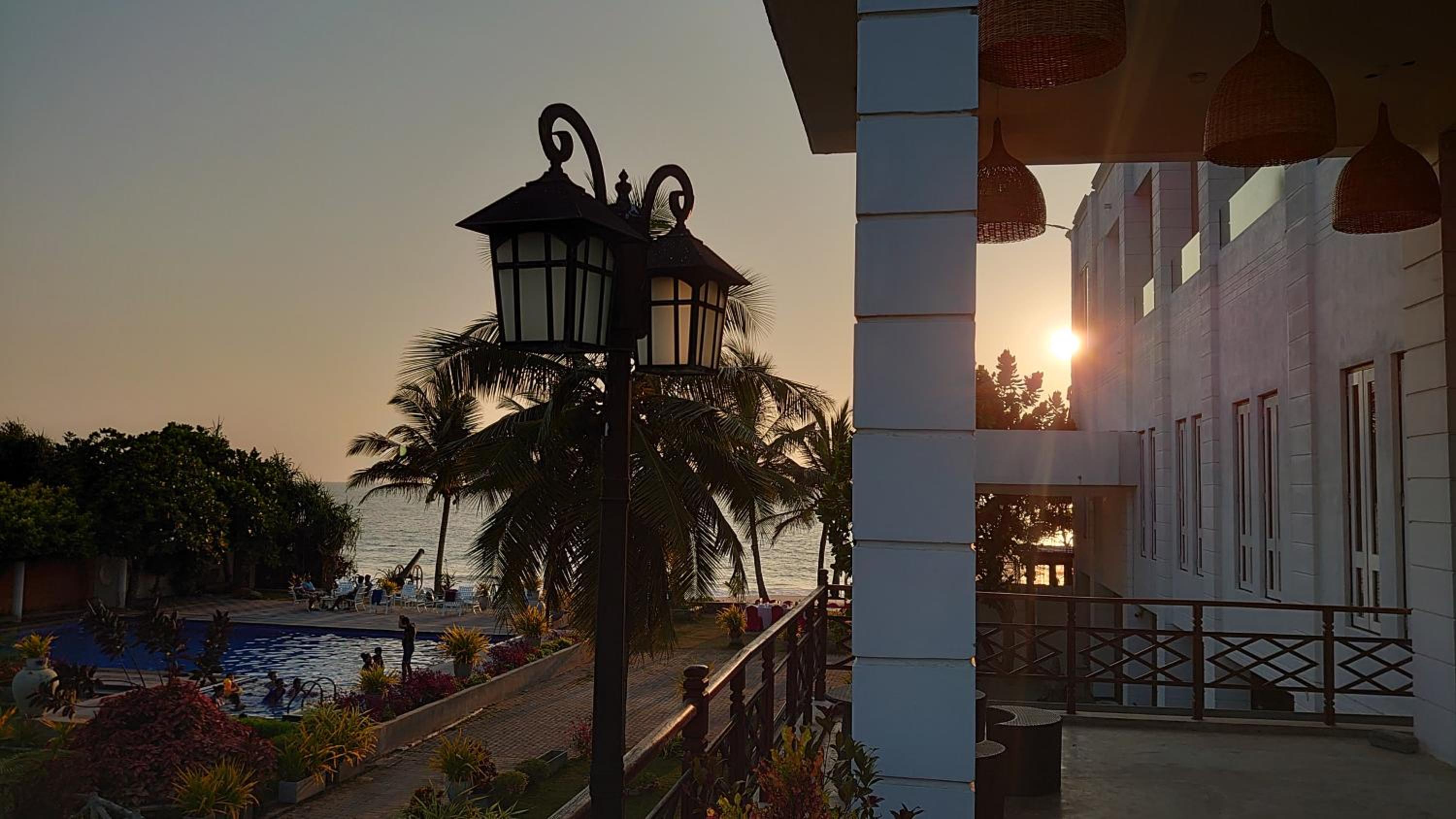 Deluxe Double Room With Side Sea View photo 3
