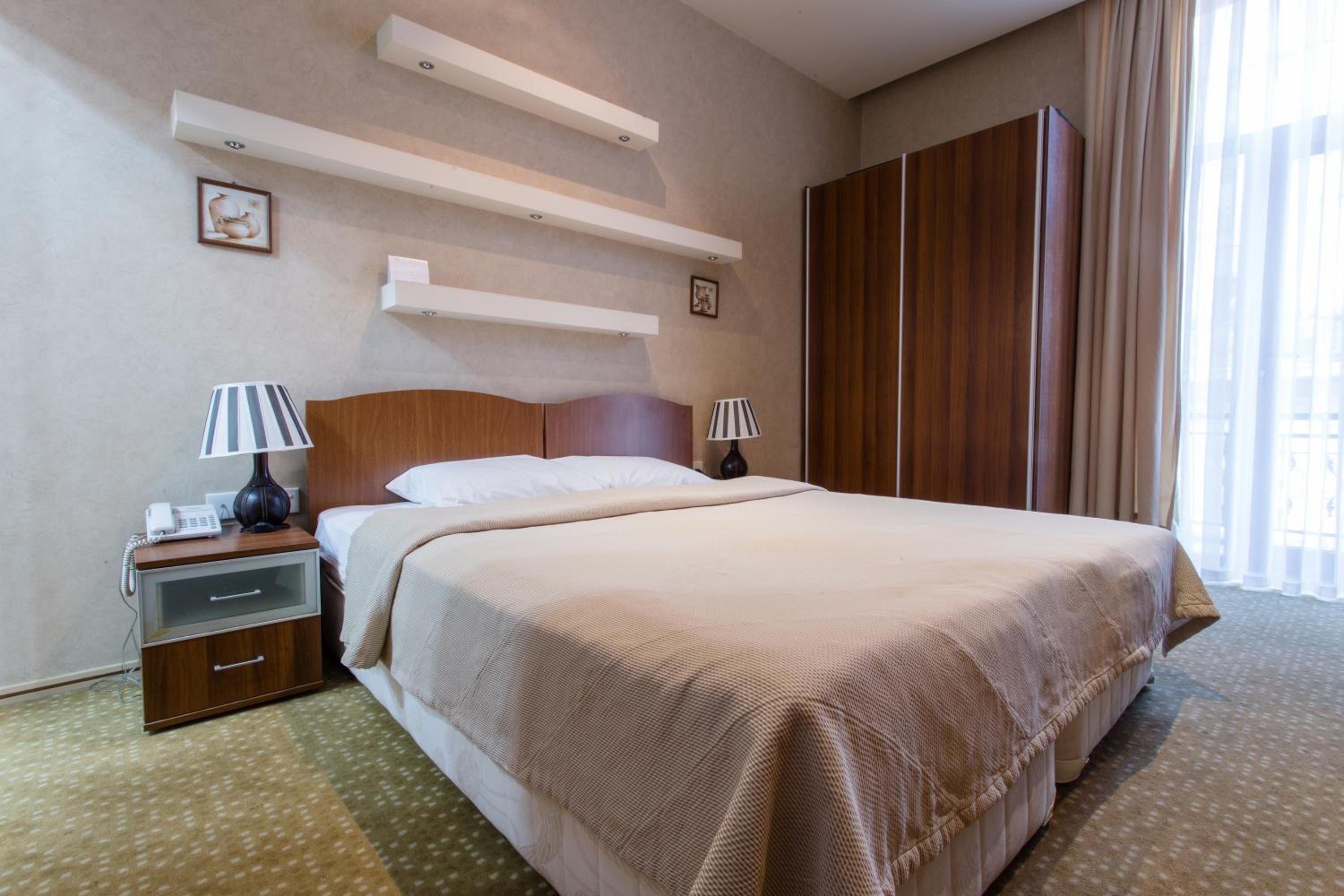 Standard Double Room - Photo 2