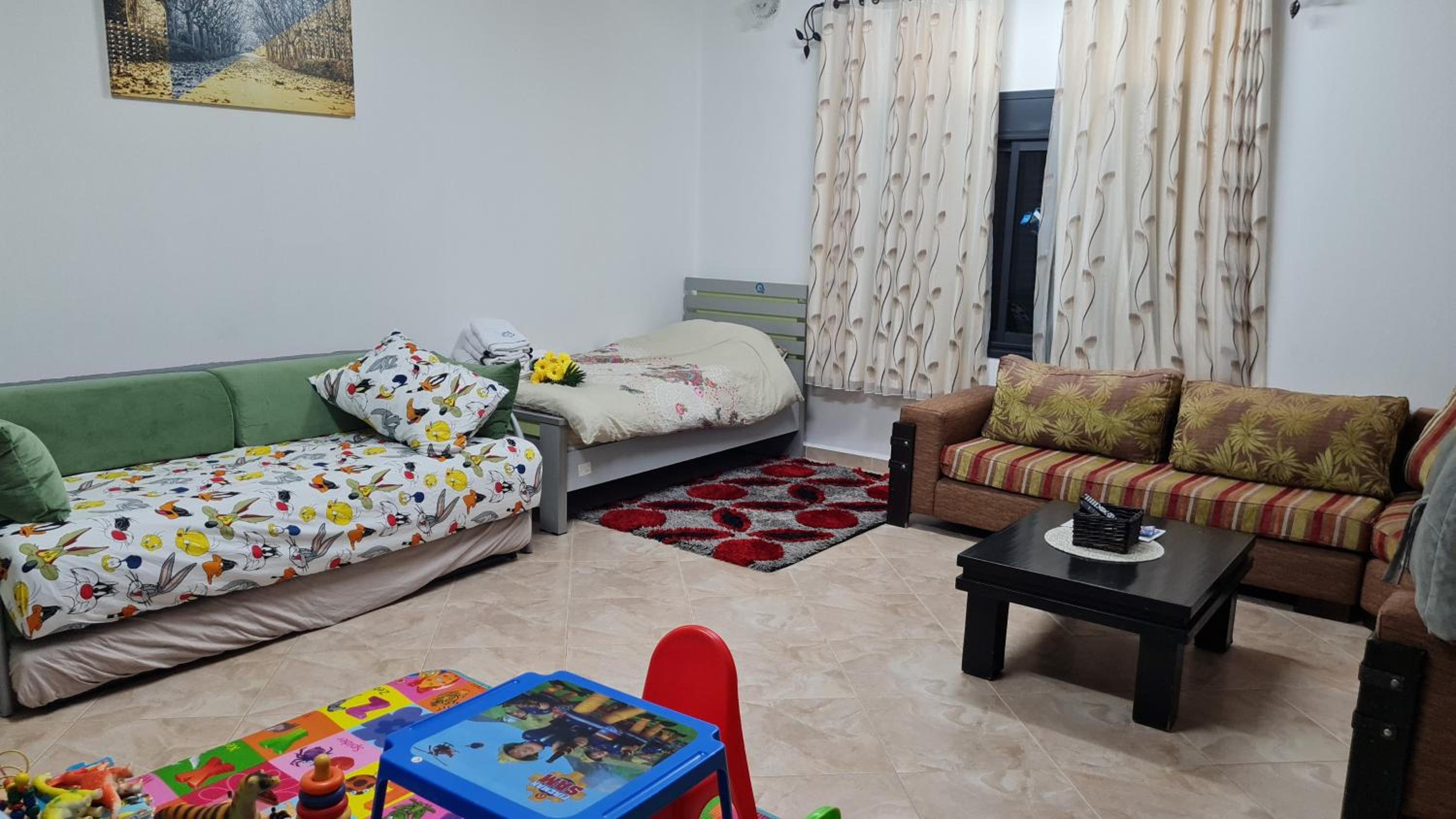 Family Suite with Balcony - Photo 28