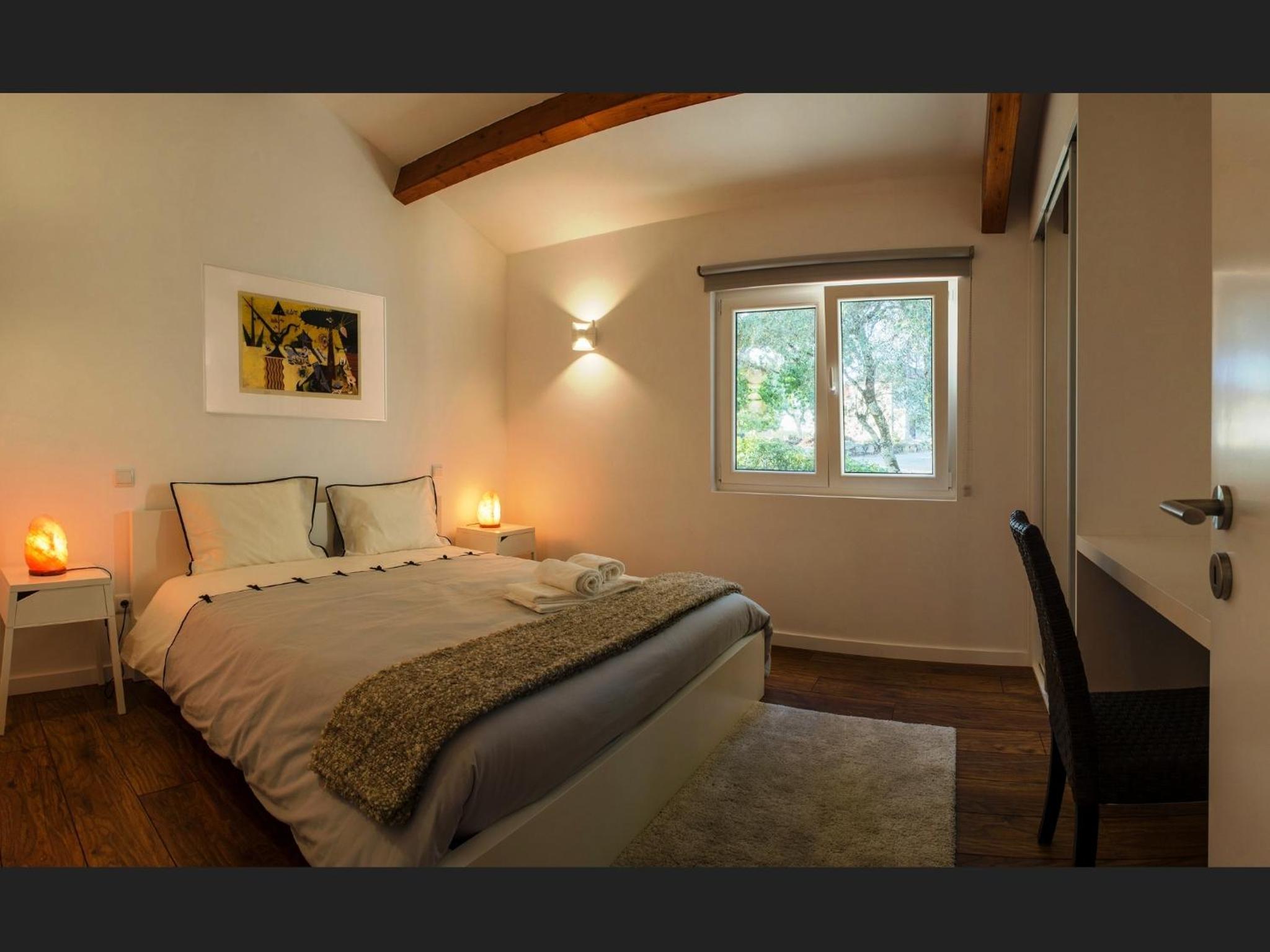 Apartment with Mountain View photo 1