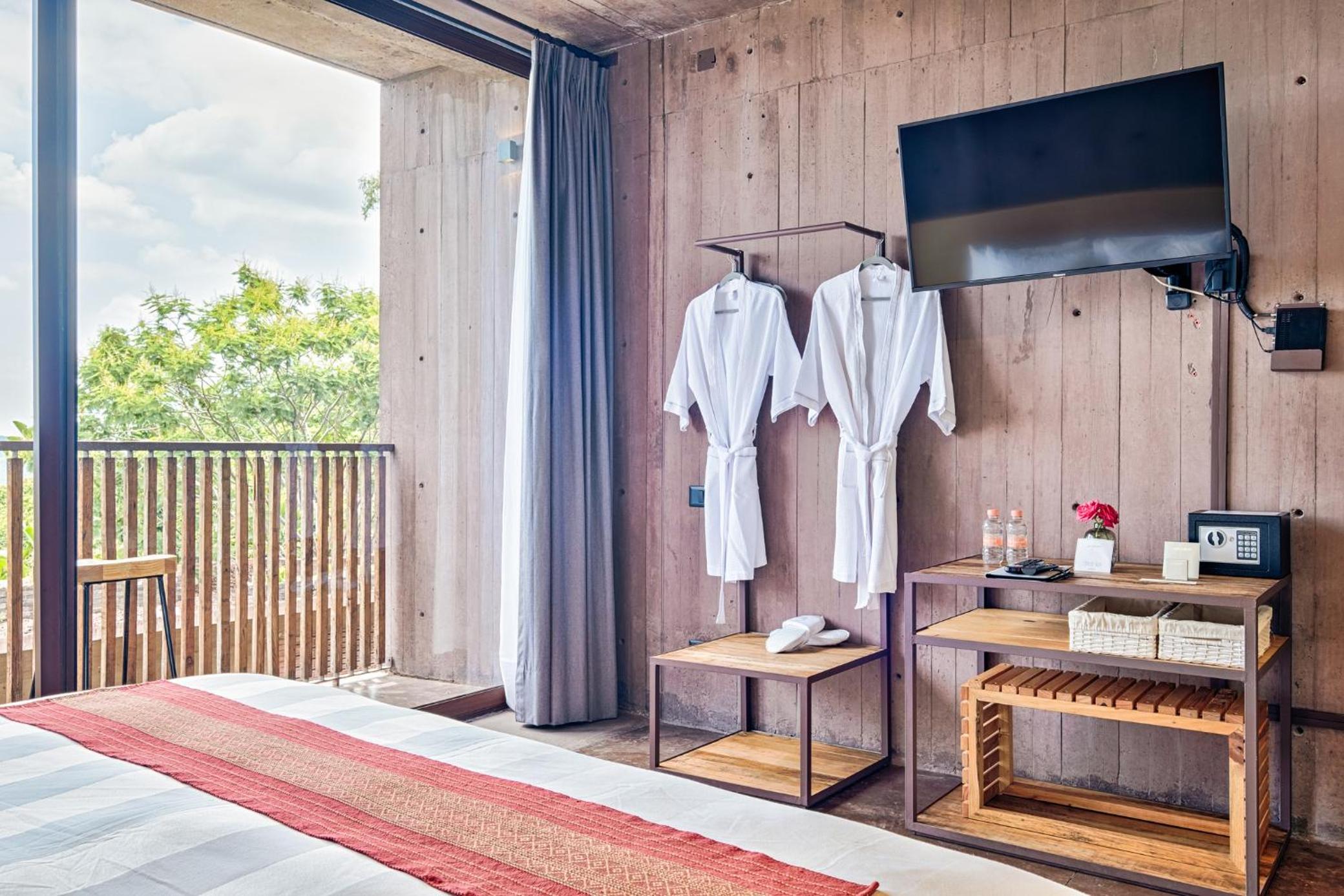Junior Suite with Terrace photo 2