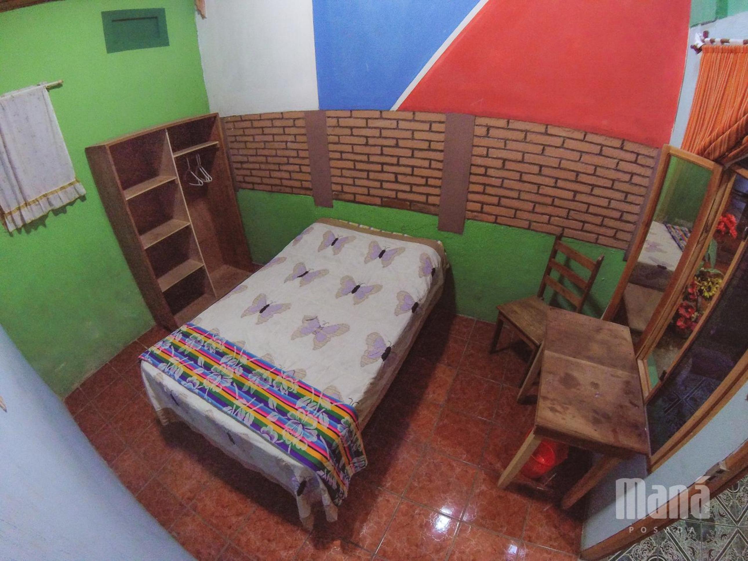 Single Room photo 1