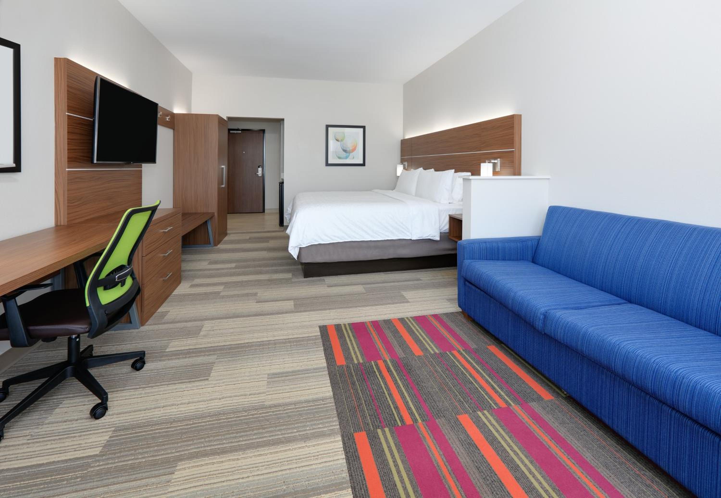 King Suite - Hearing Accessible/Non-Smoking