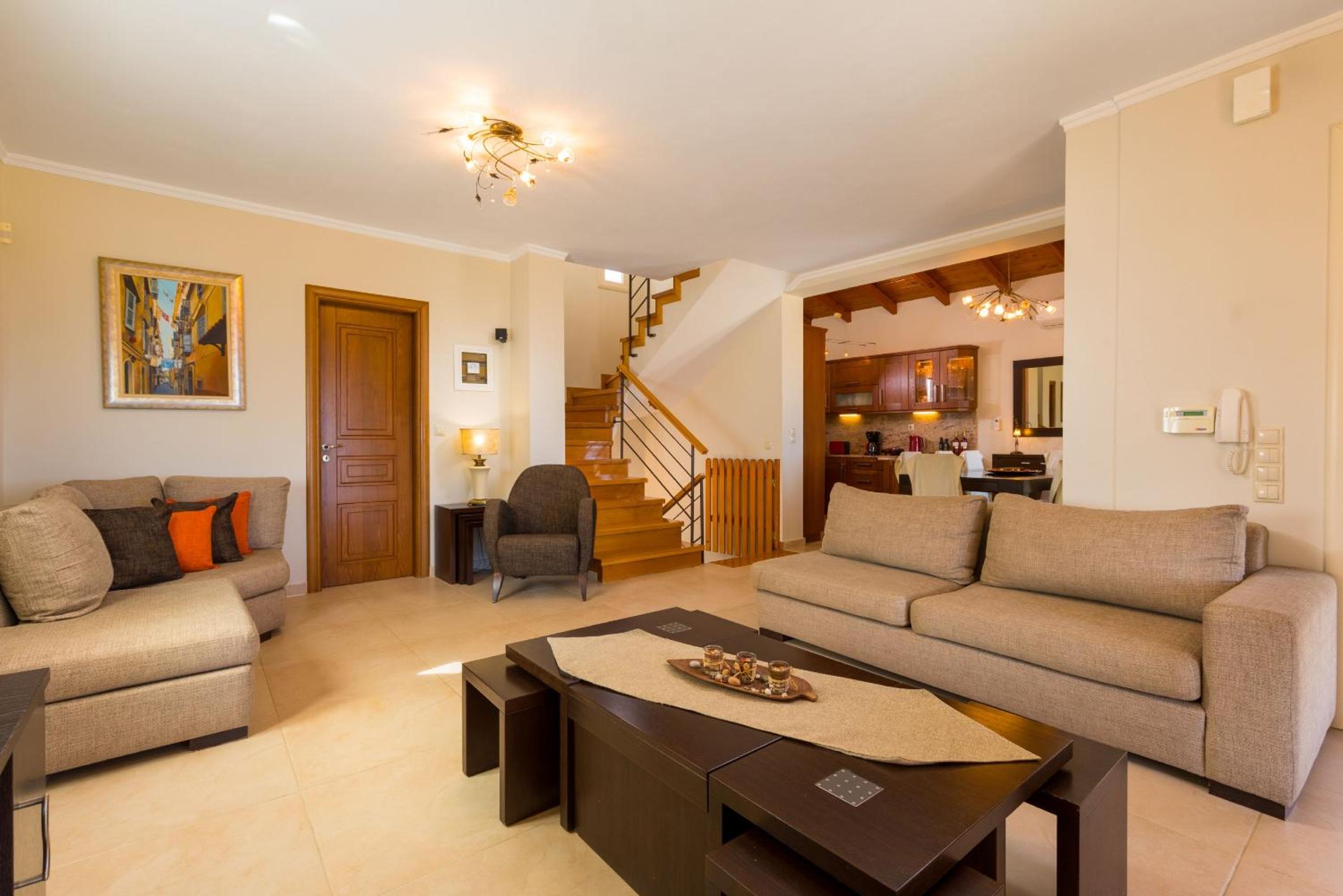 Villa photo 1