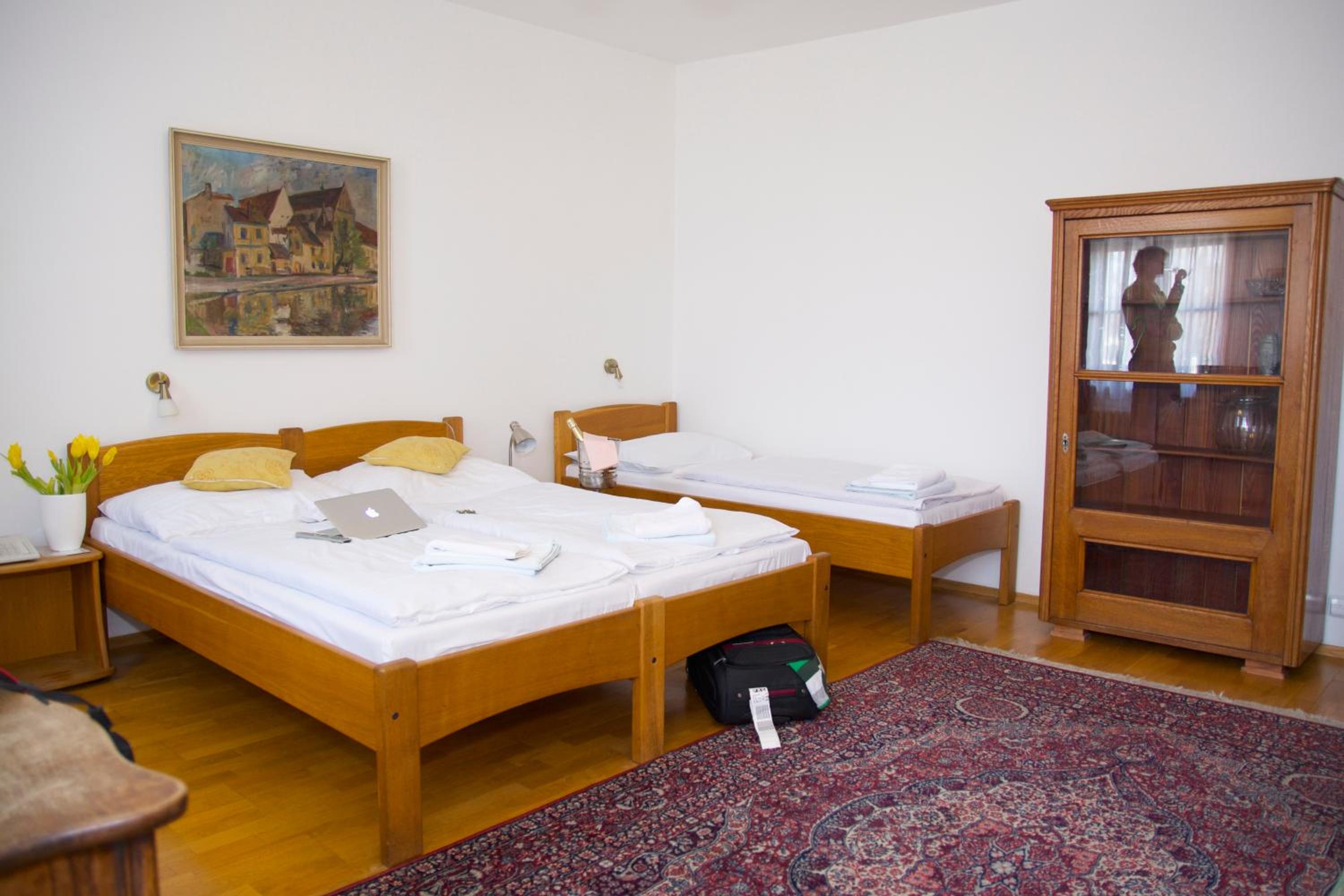 Triple Room - Photo 9