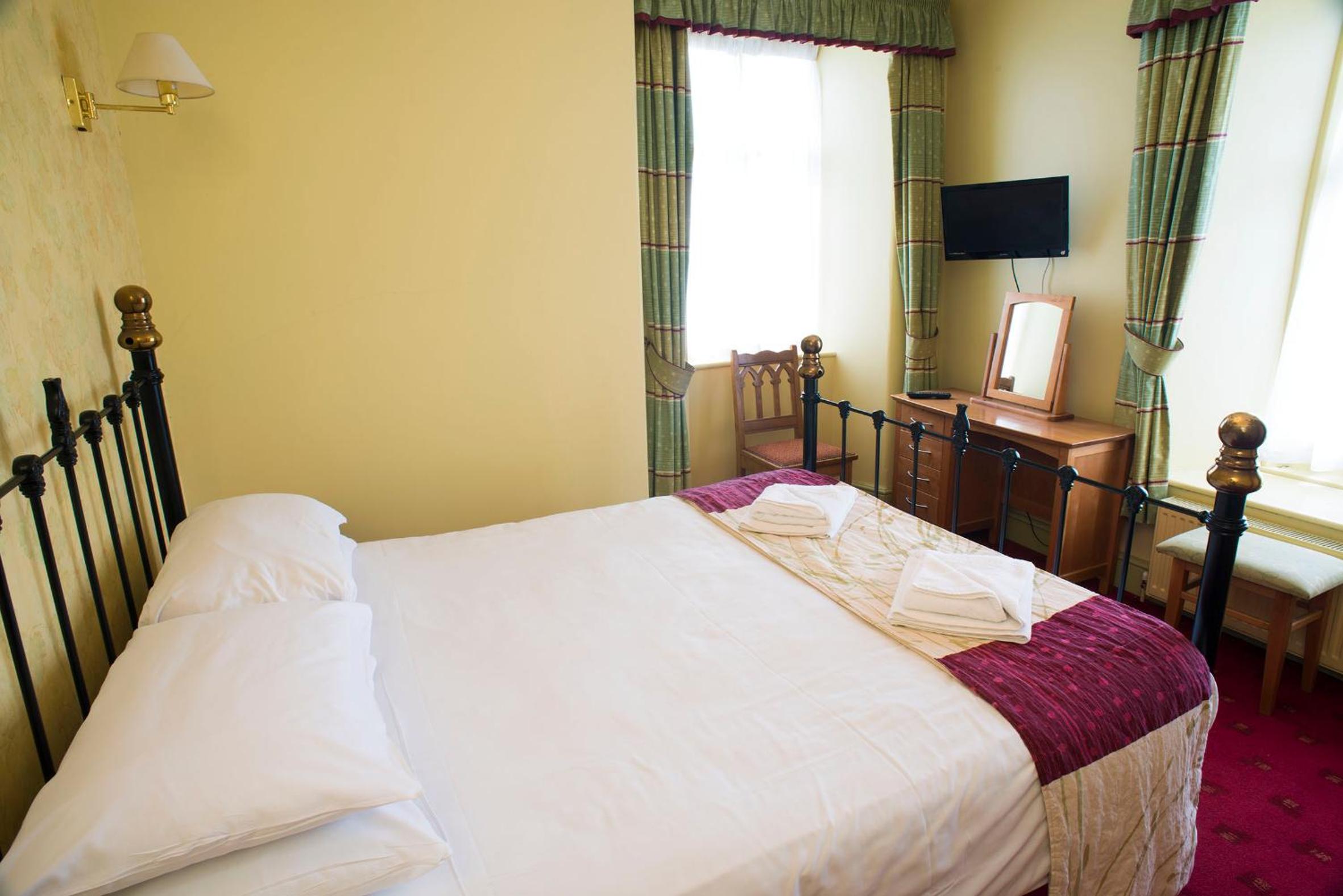 Double Room - Photo 2