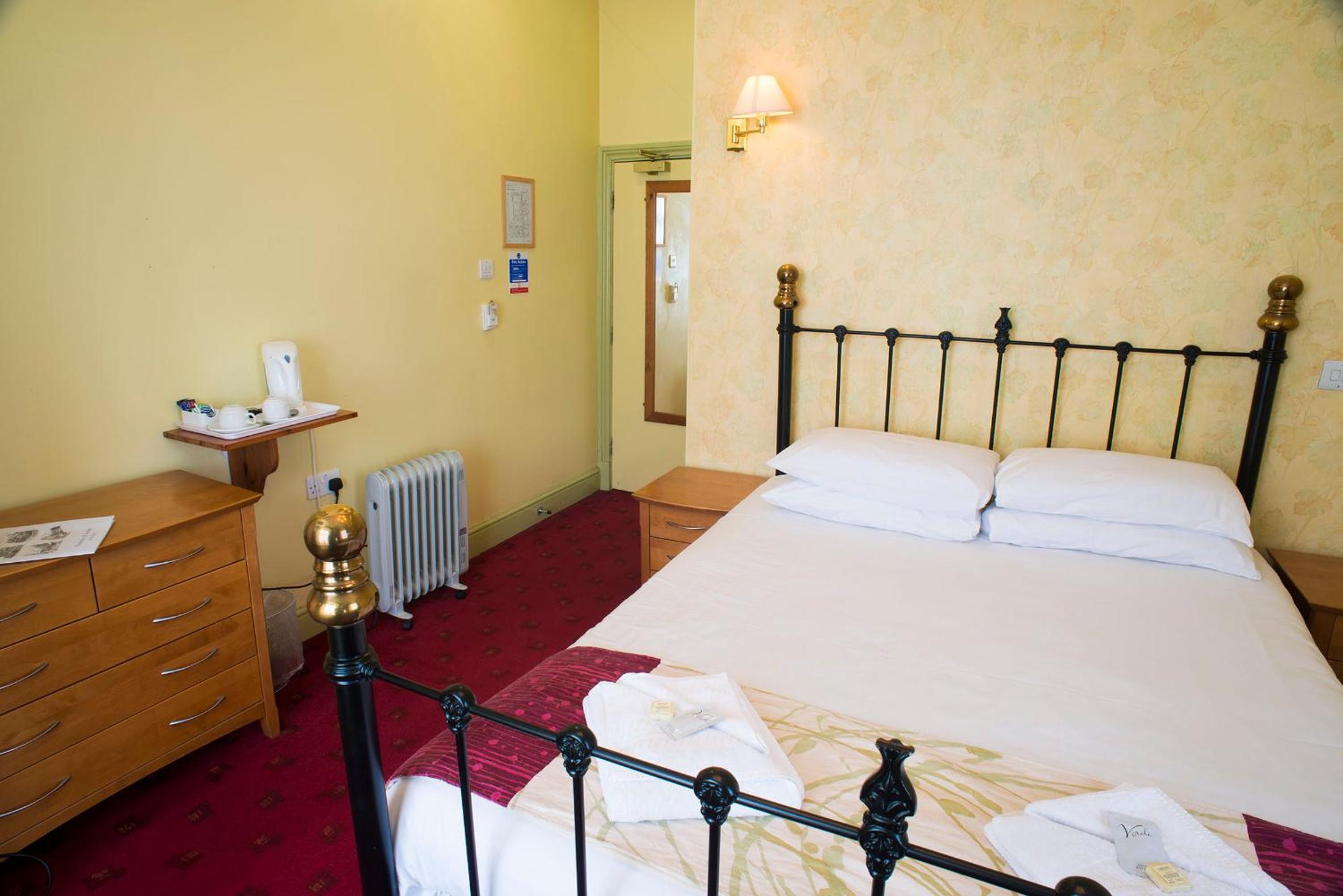 Double Room - Photo 4