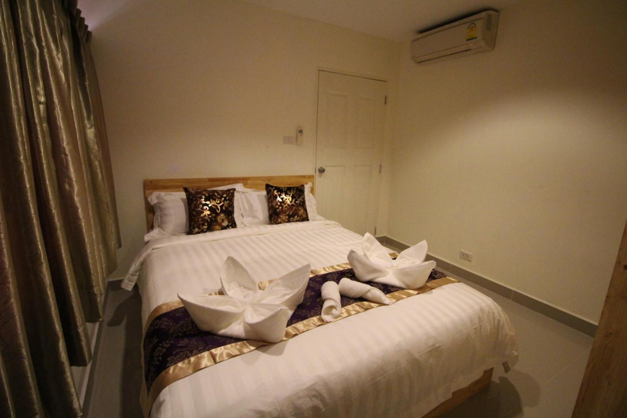 One-Bedroom Suite photo 3