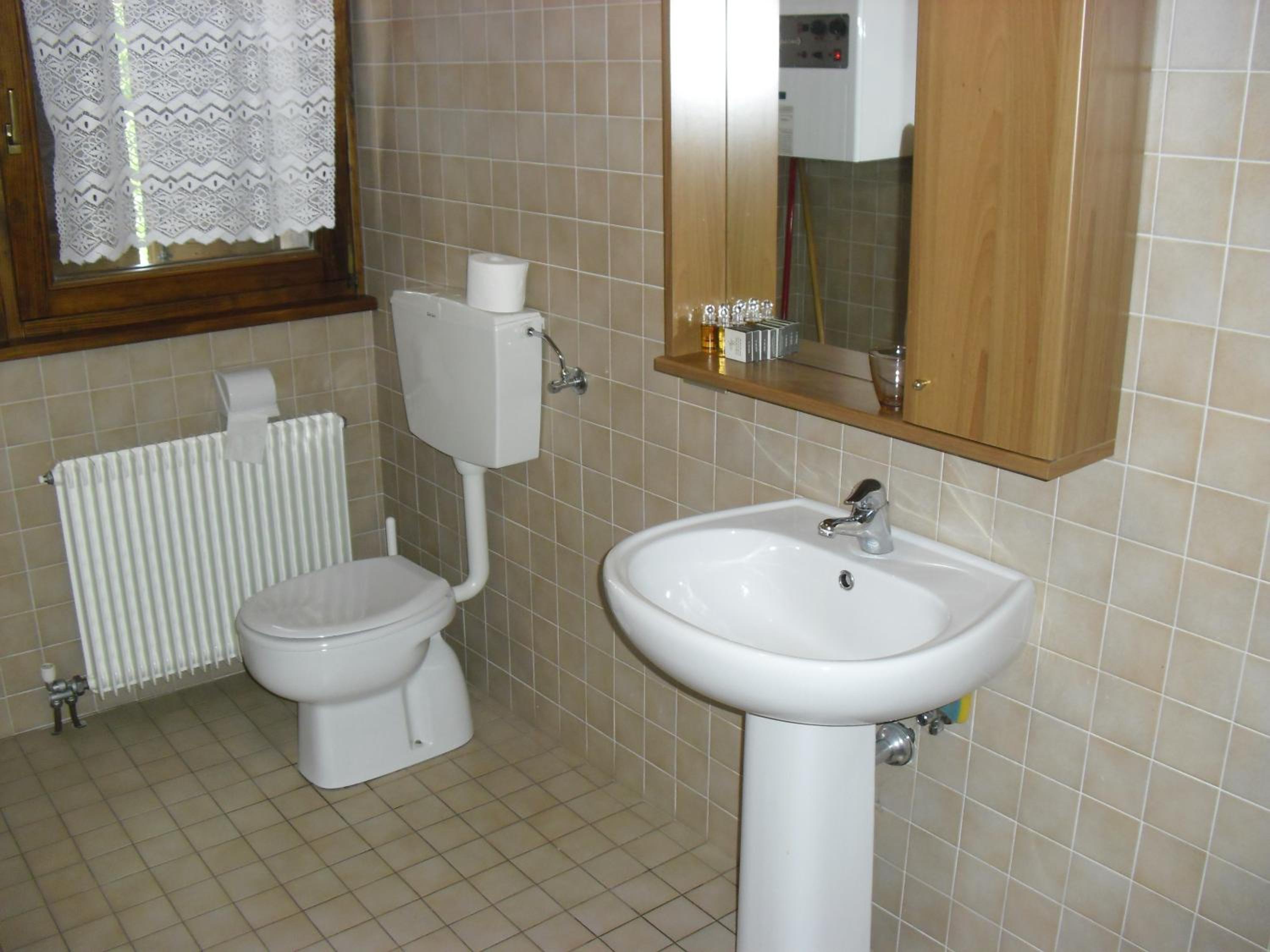 Two-Bedroom Apartment photo 2