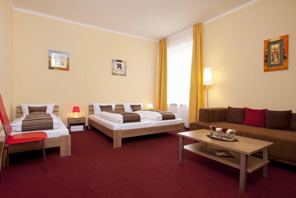 Family Apartment photo 3