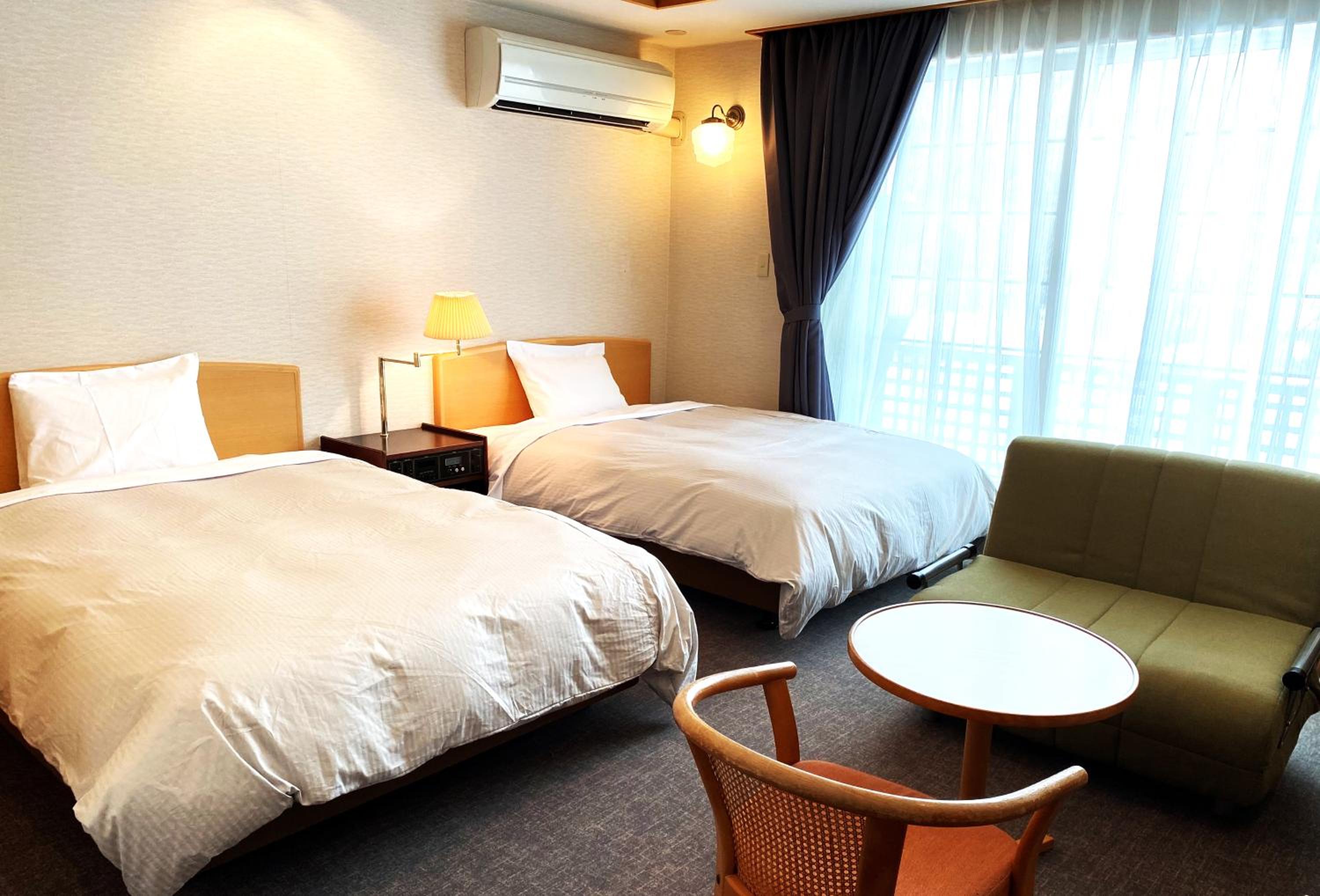 Deluxe Twin Room photo 1
