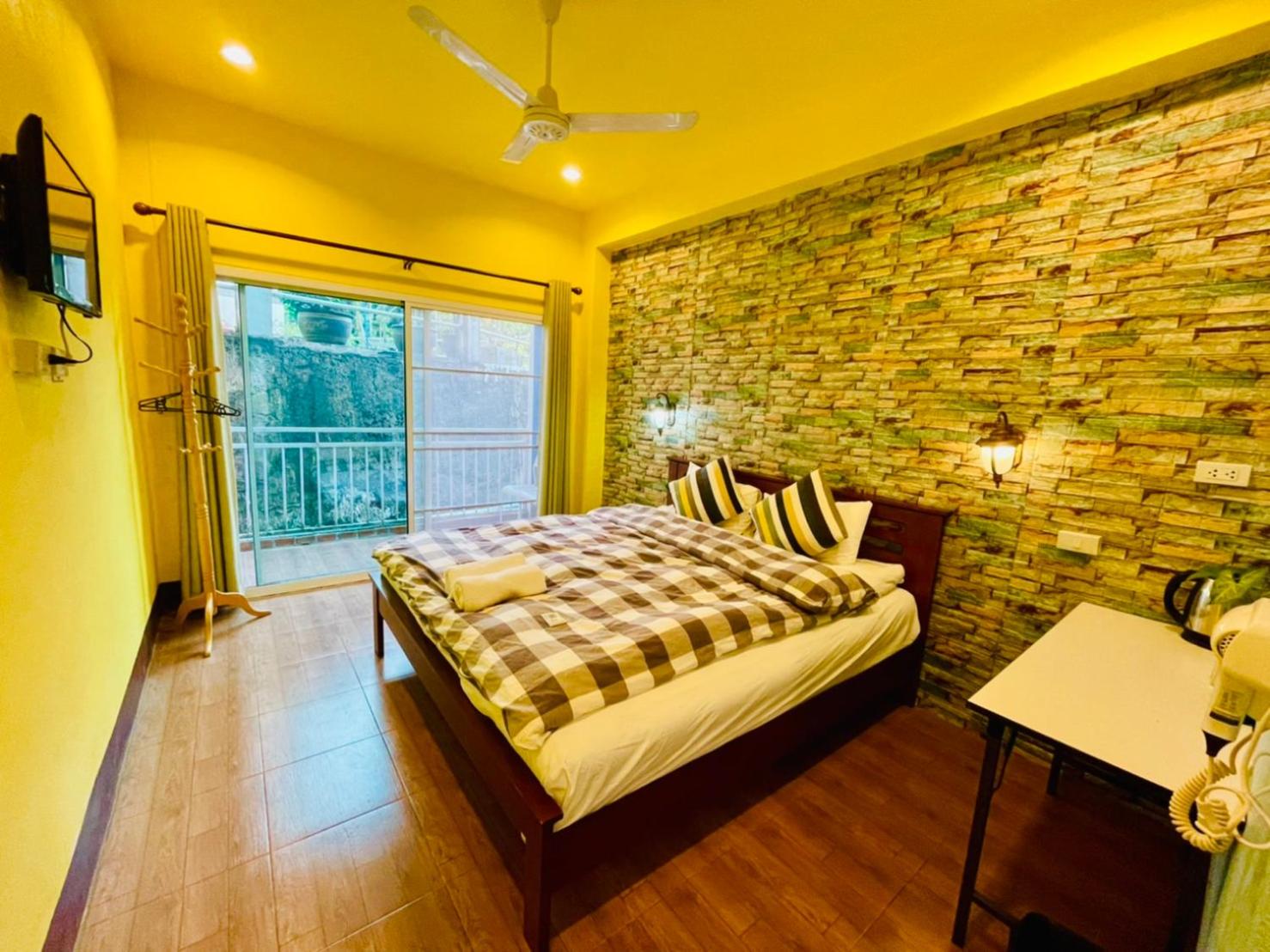Double or Twin Room - Photo 1