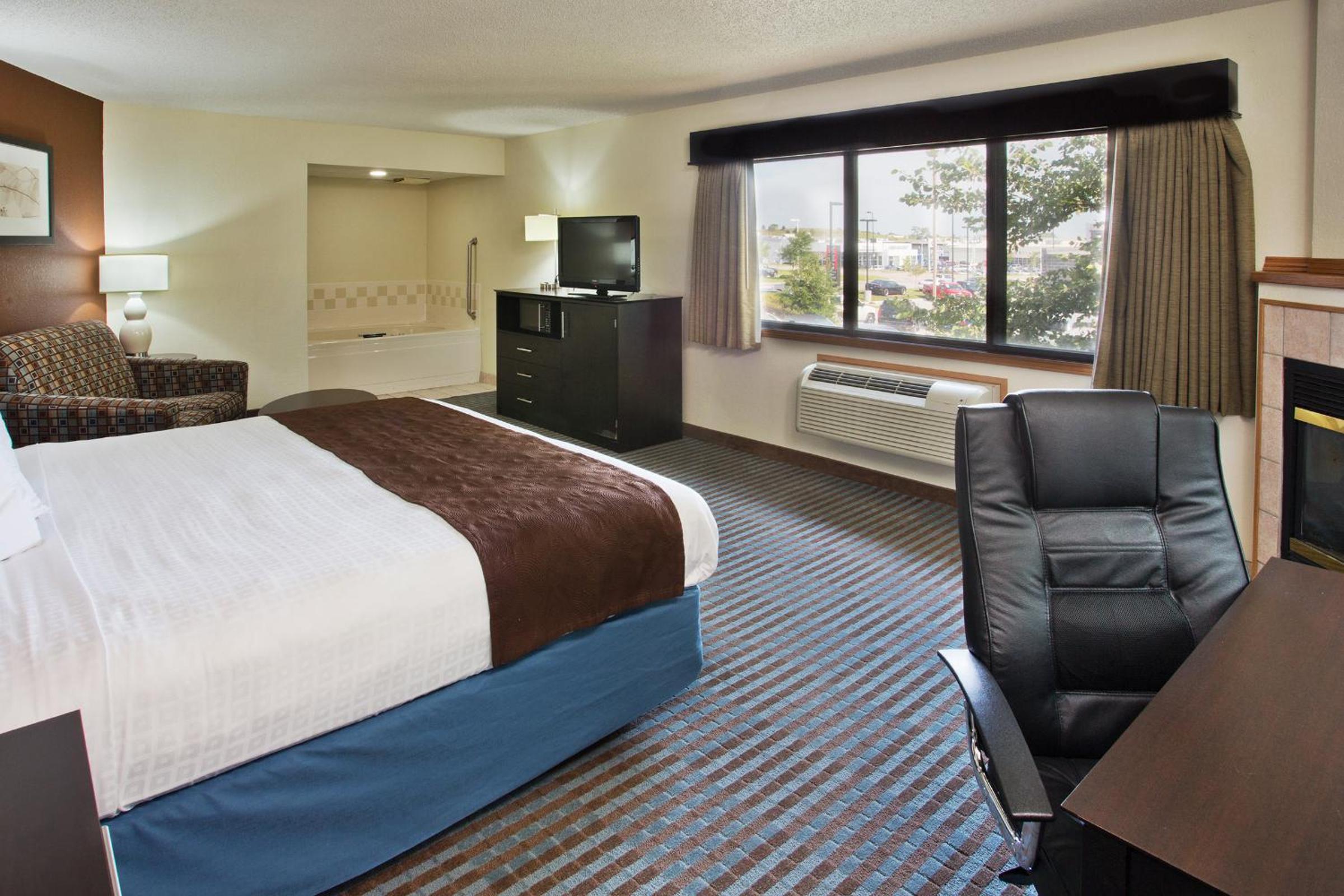 Superior King Suite - Non-Smoking