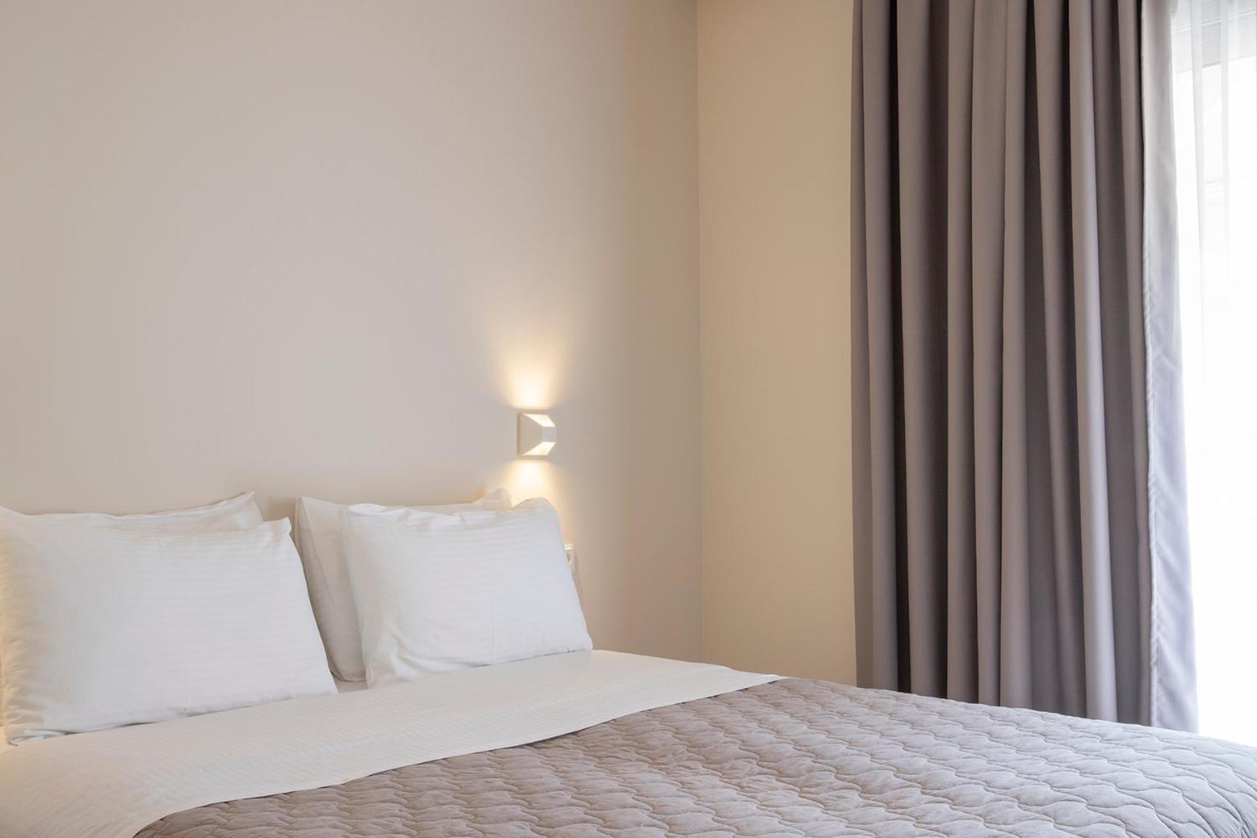 Double Room with Garden View - Photo 6
