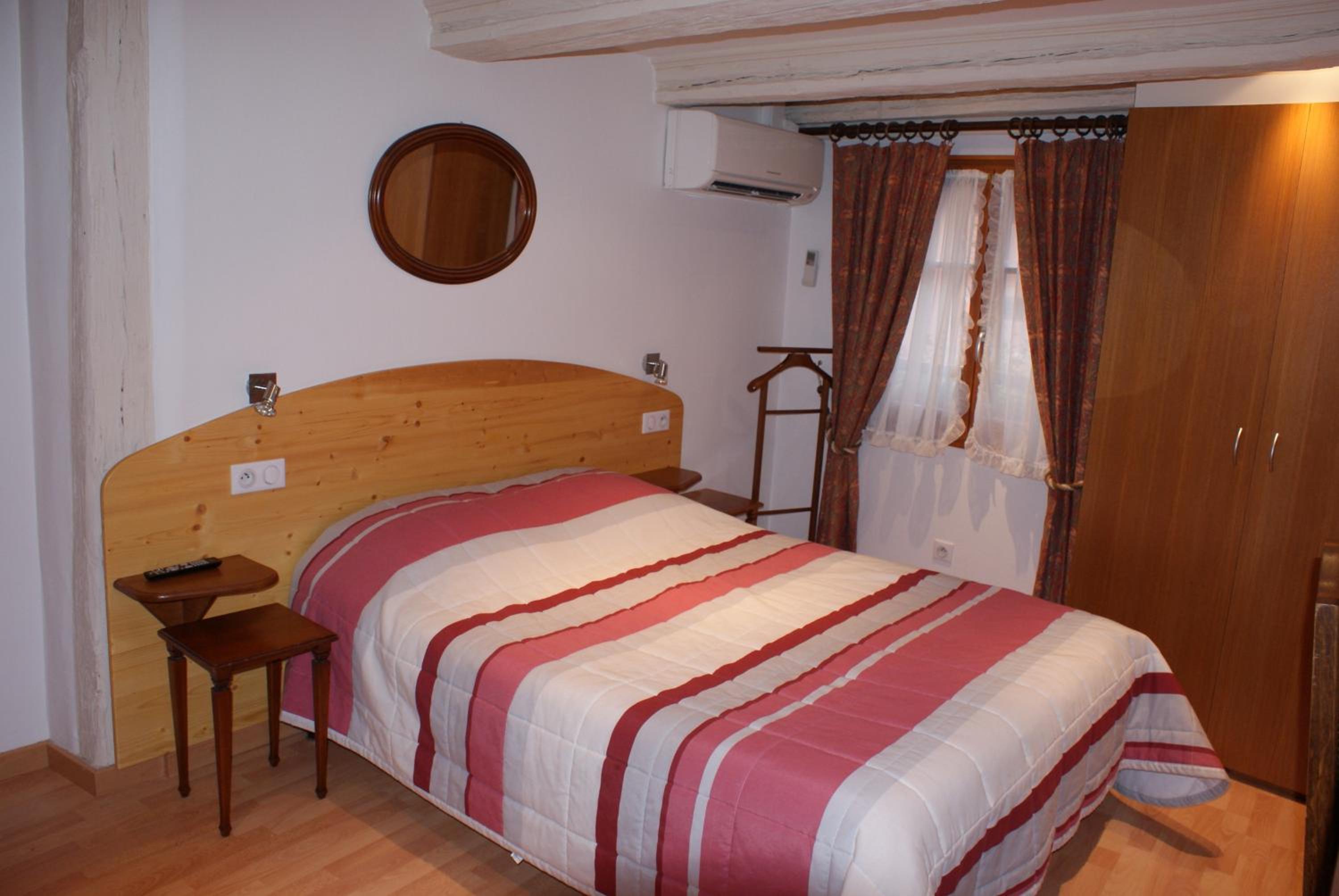 Double Room - Photo 19