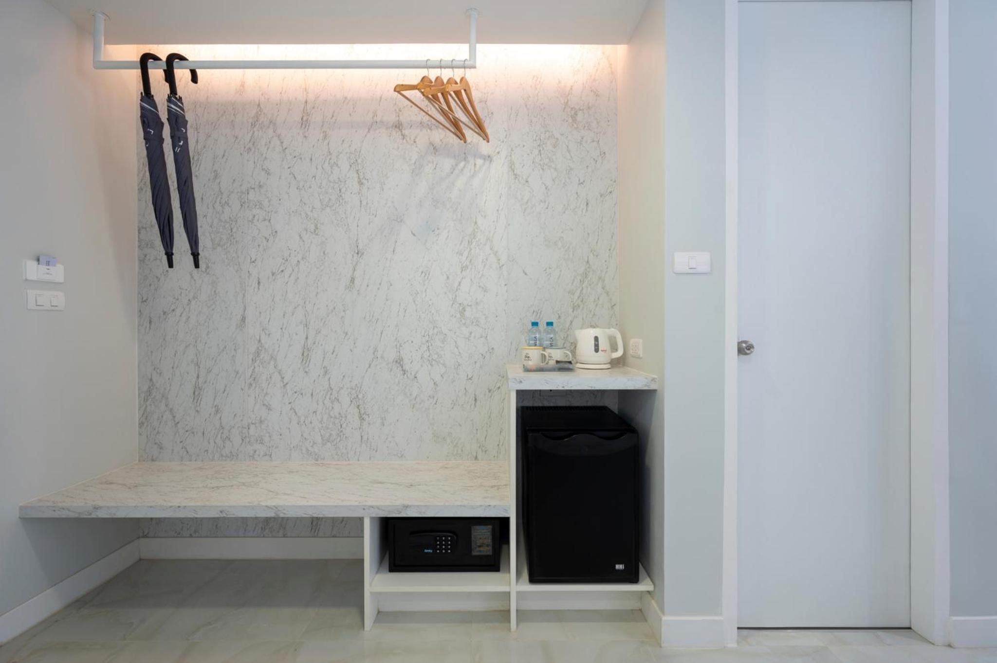 Superior Twin Room - Photo 6