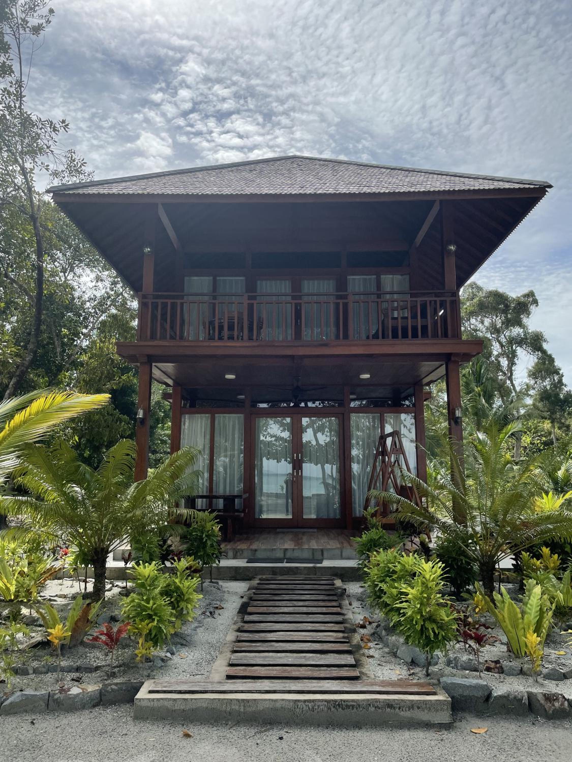 Two-Bedroom Villa - Photo 4