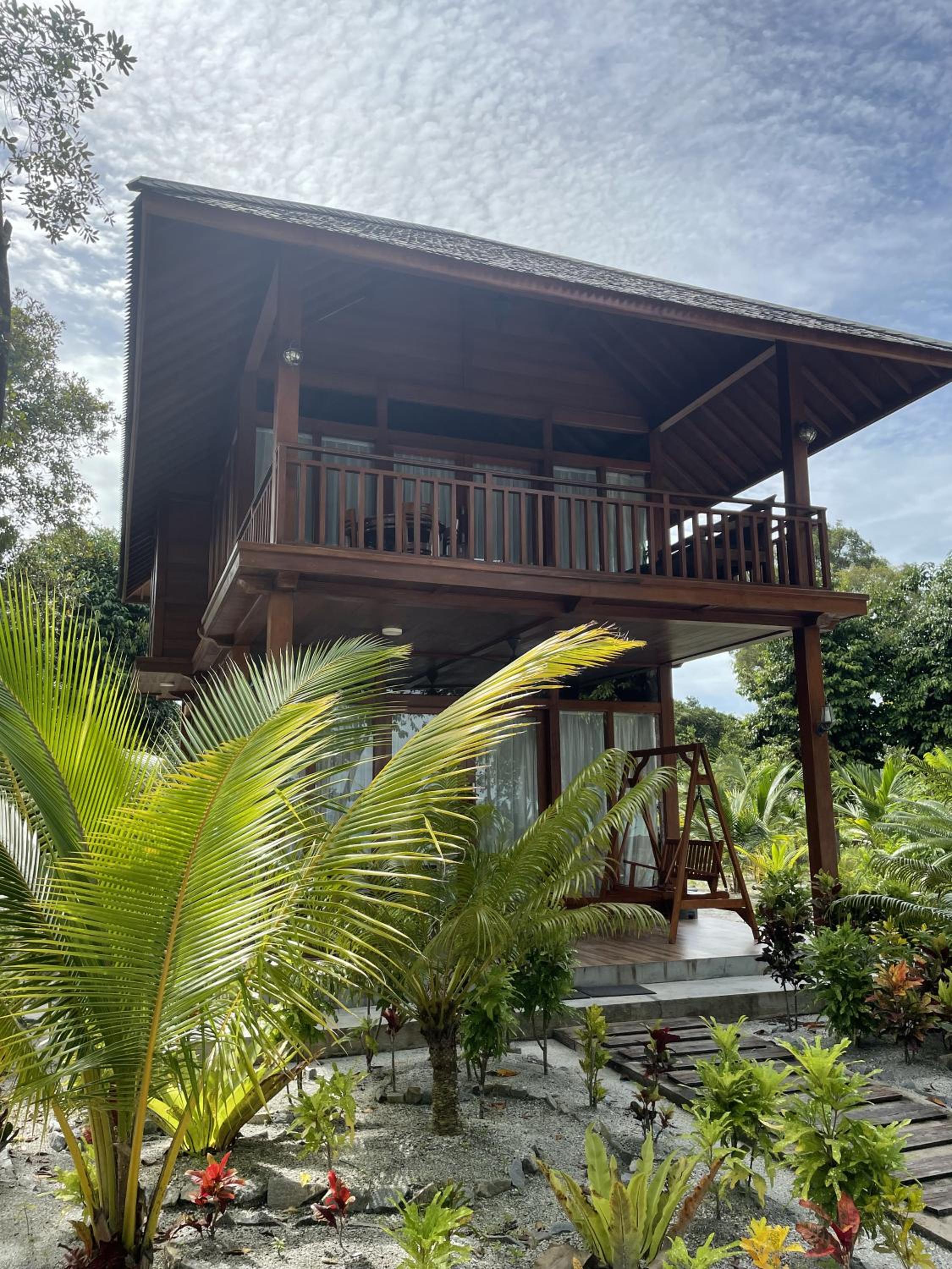 Two-Bedroom Villa - Photo 5