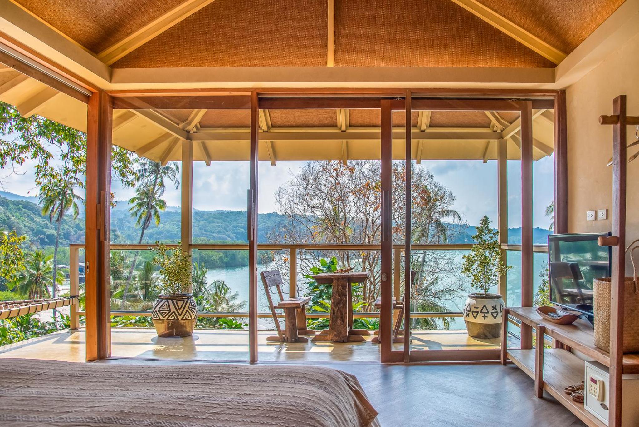 Deluxe Seaview Villa - Photo 12