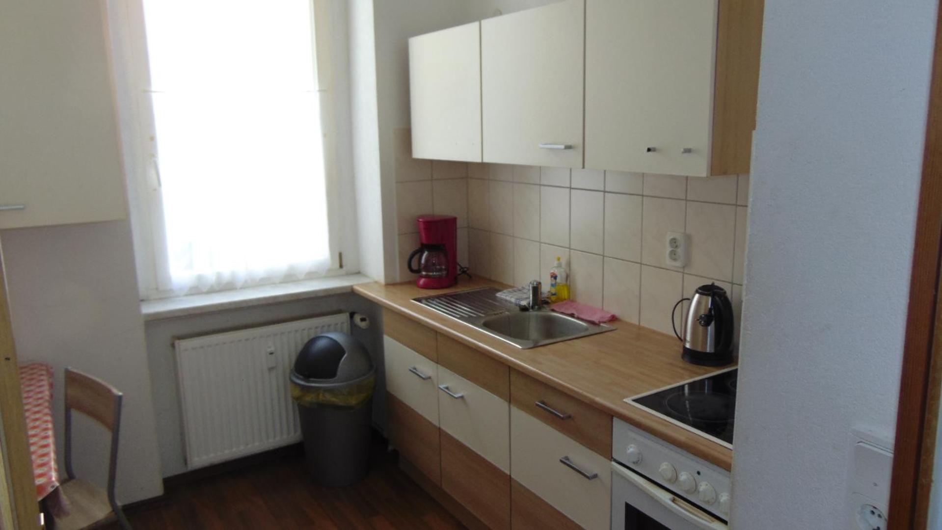 Double Room with Shared Bathroom photo 3