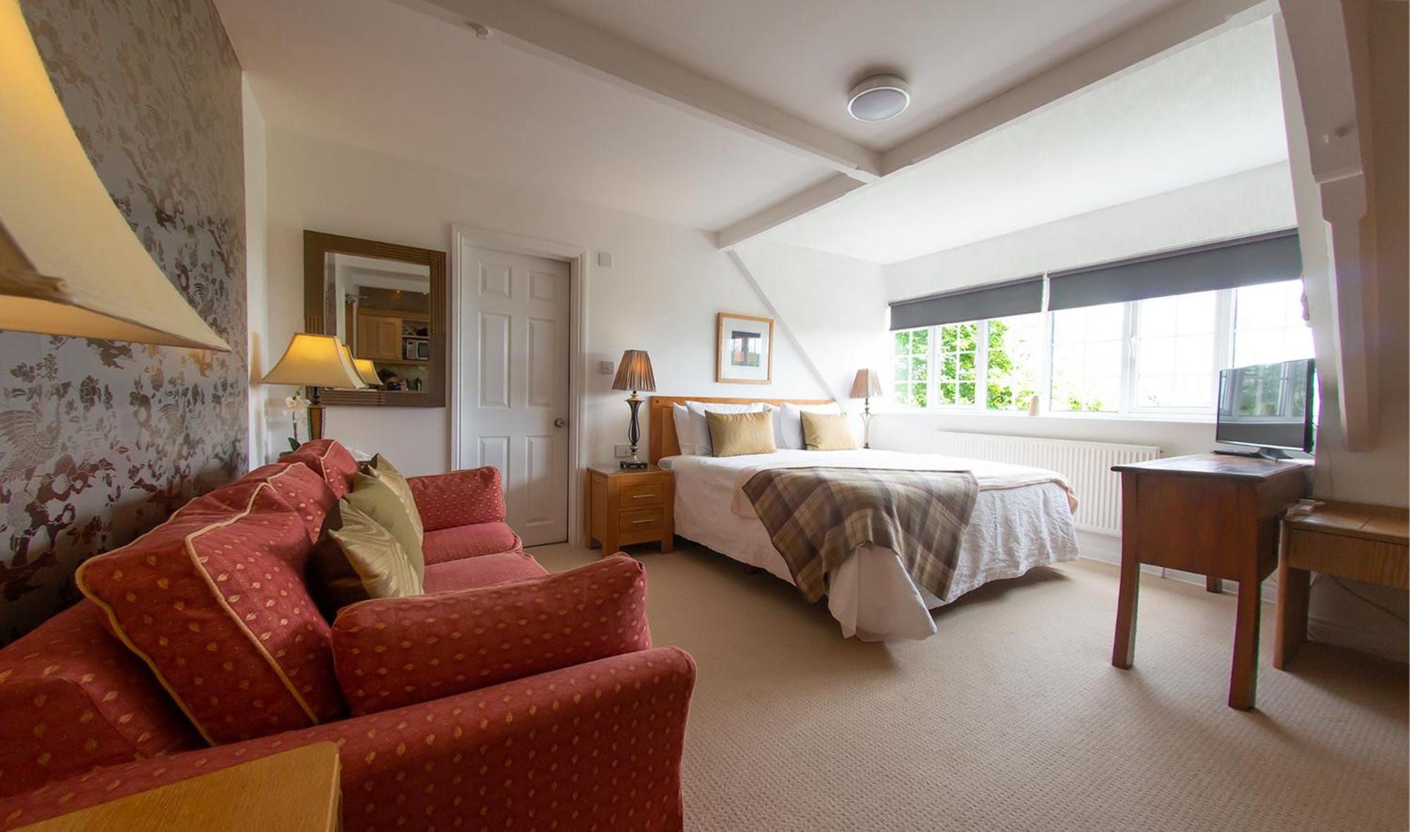Suite - Photo 5