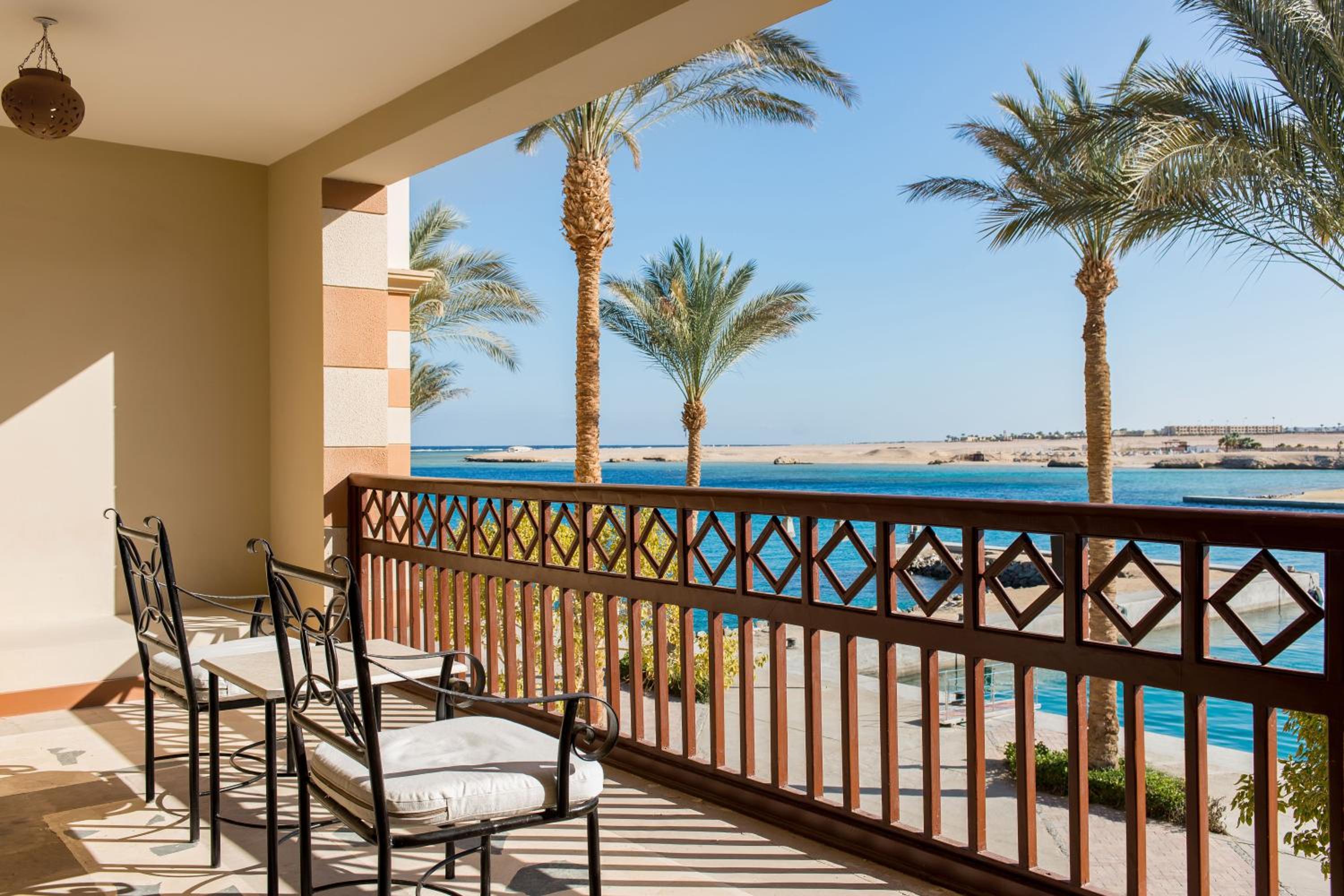Premium Suite - Marina View - Photo 8
