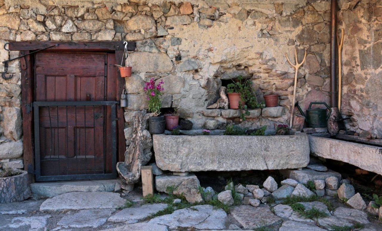 Chalet (6 Adults) - Photo 7