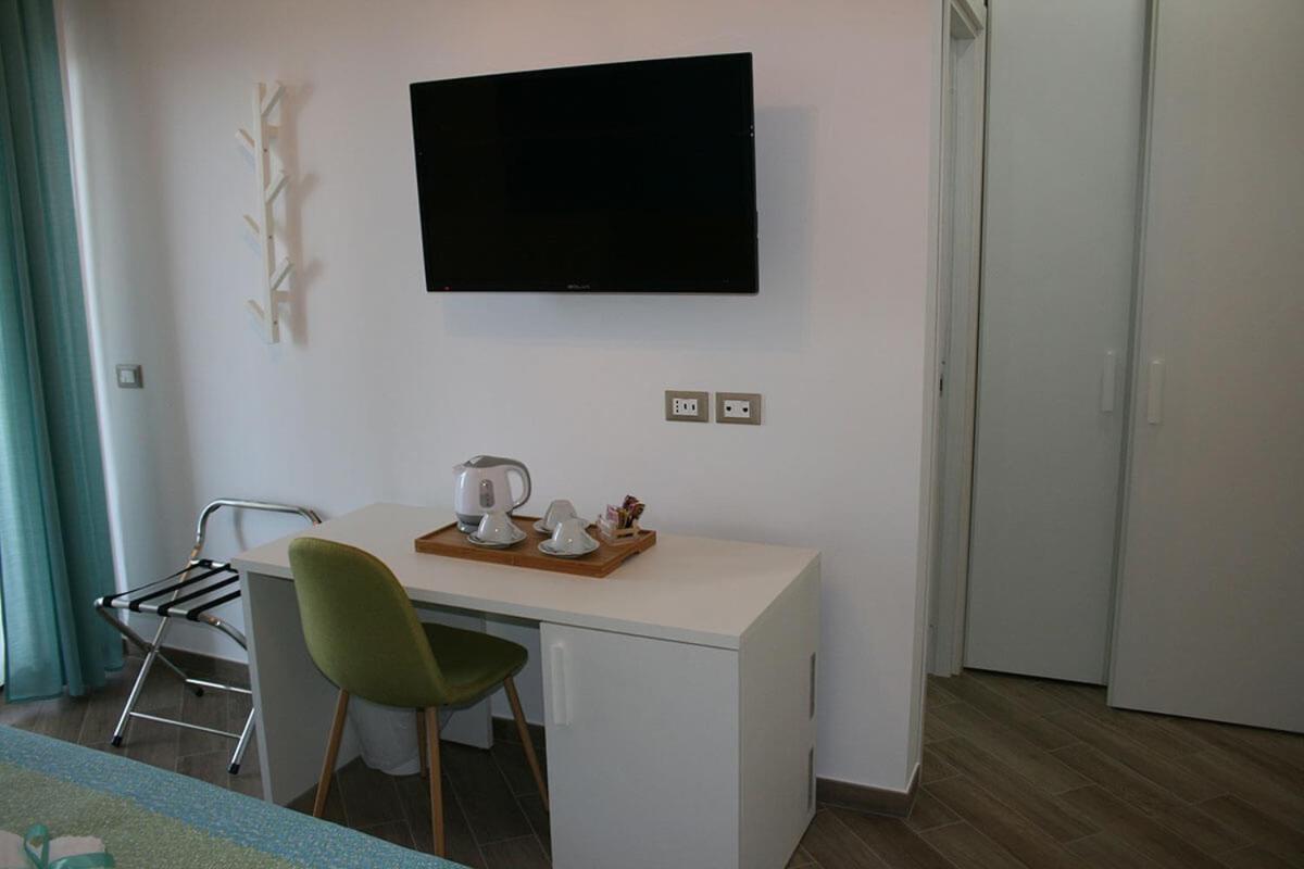 Standard Triple Room photo 2