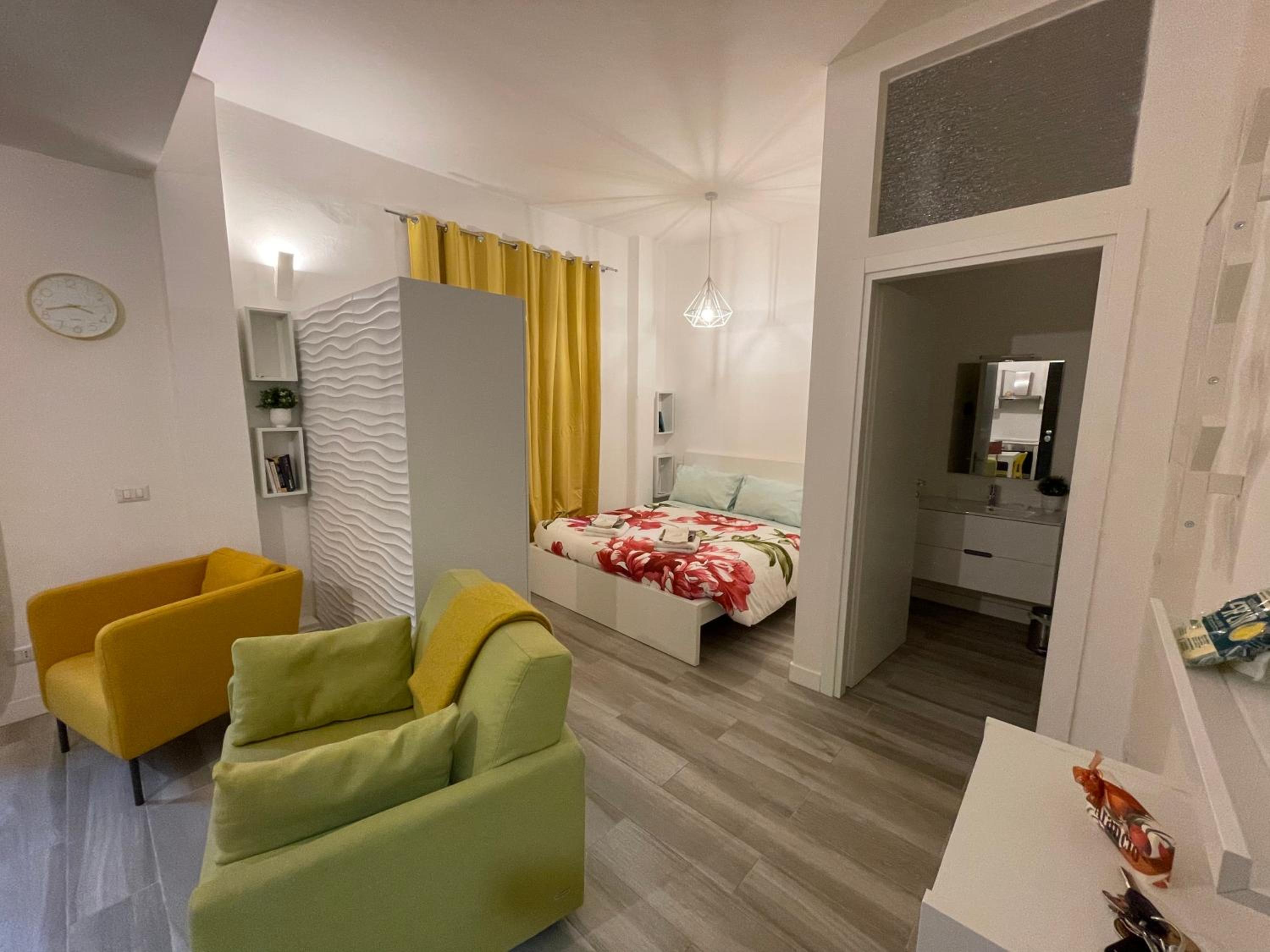 One-Bedroom Apartment