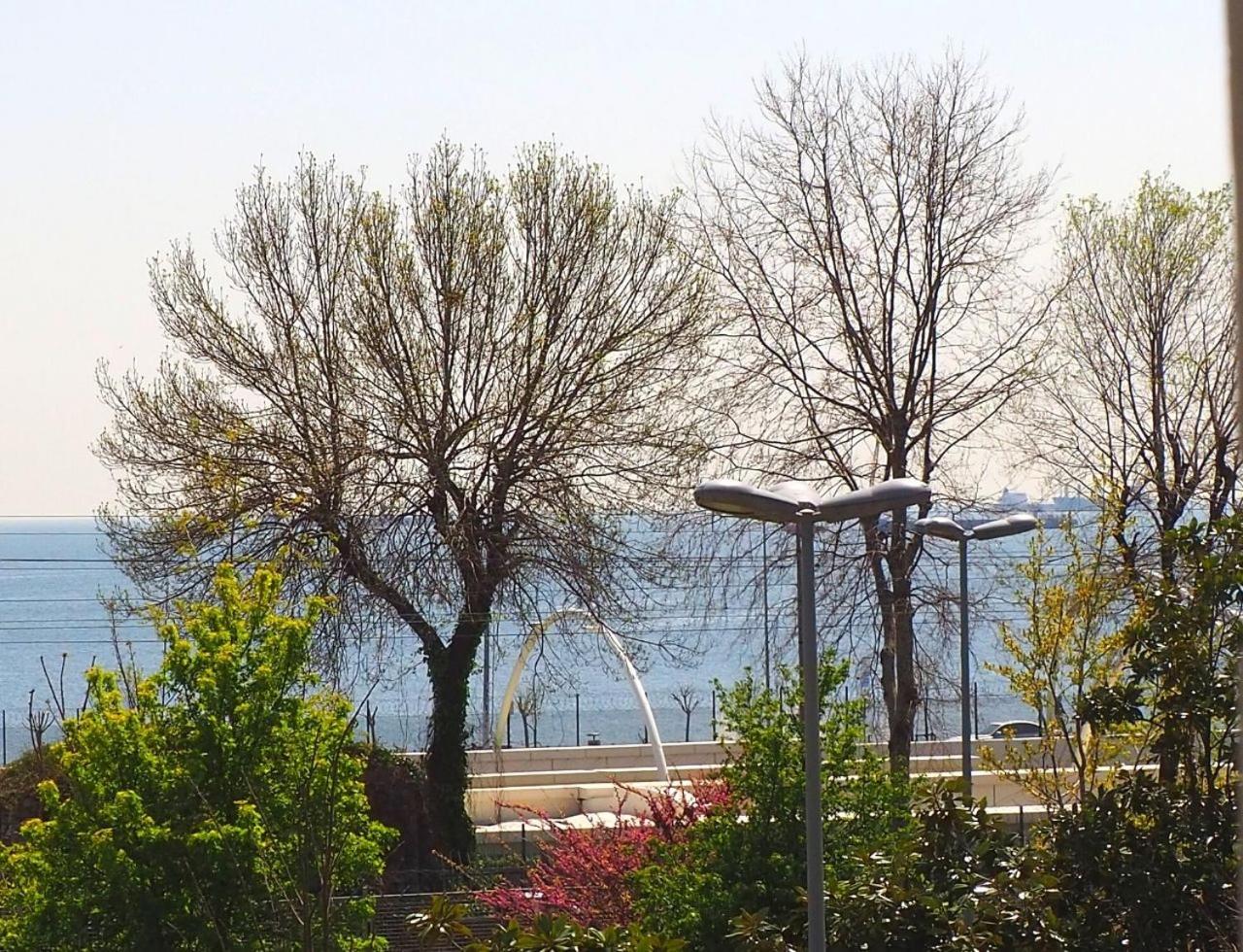 Queen Room with Sea View photo 3